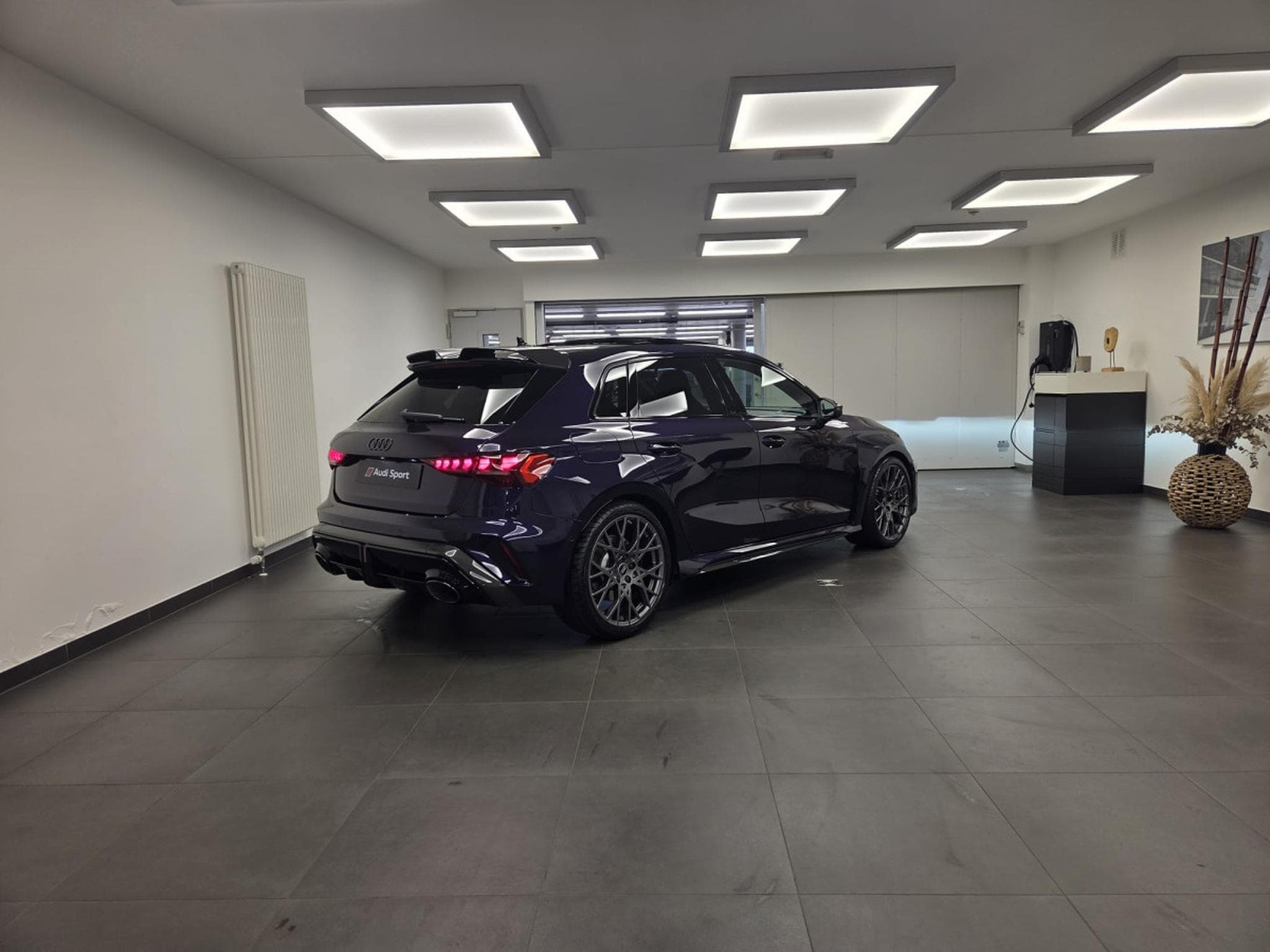 Audi RS3 Sportback 2.5 TFSI quattro 400 CH / 294 kW S tronic (2026) - Photo 8