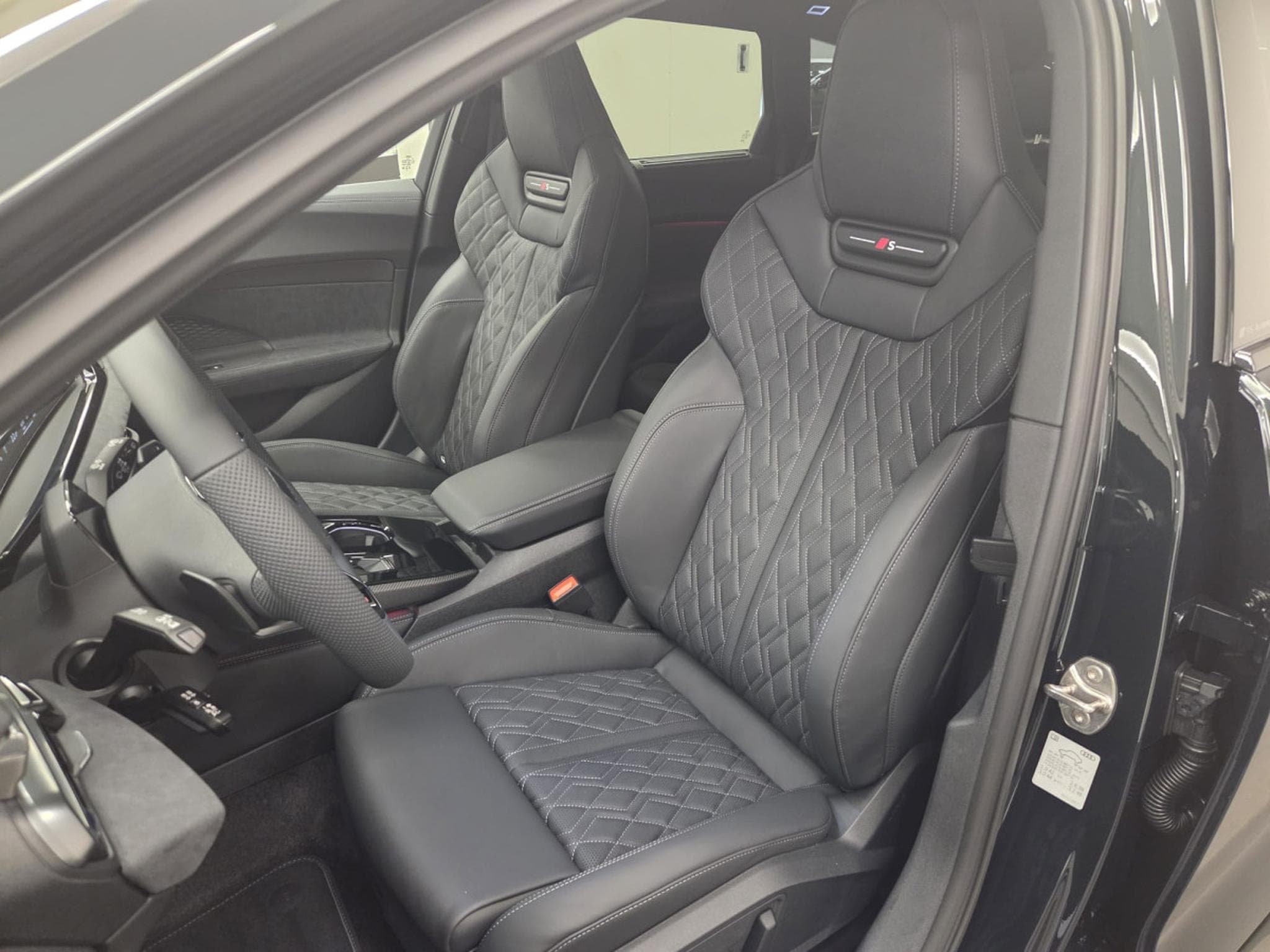 Audi S5 Avant TFSI quattro 367 CV / 270 kW tiptronic (2026) - Photo 2