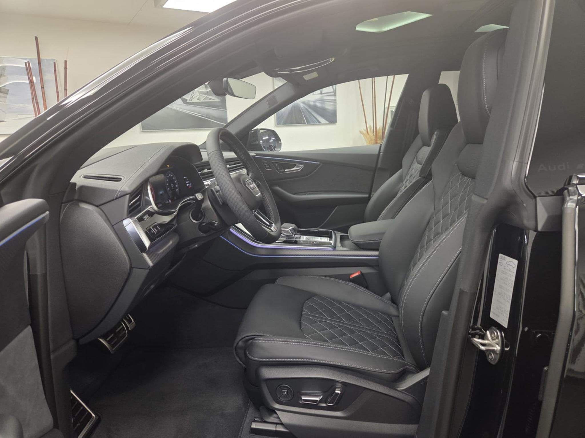 Audi SQ8 TFSI quattro 507 CH / 373 kW Tiptronic (2026) - Photo 3