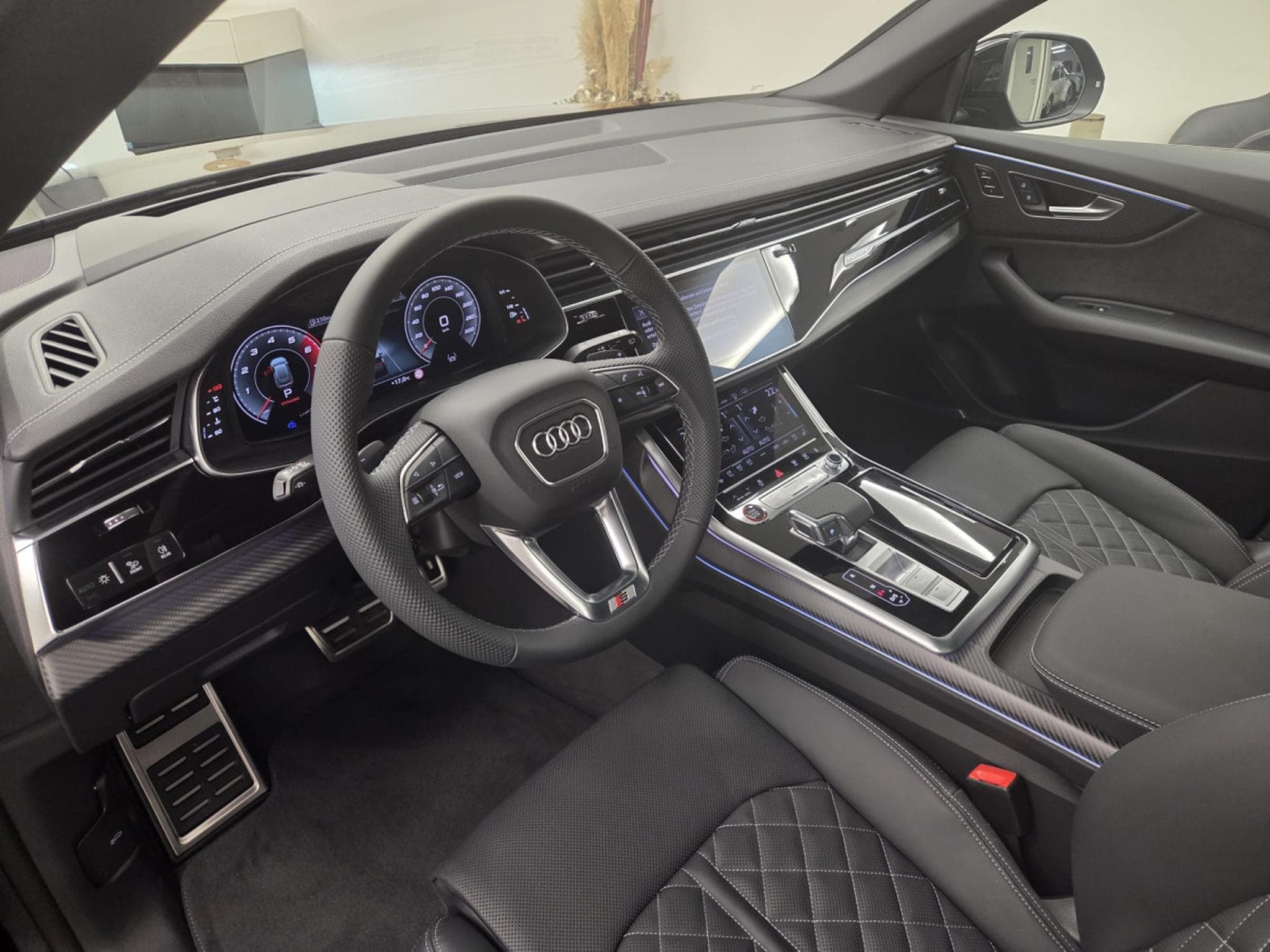 Audi SQ8 TFSI quattro 507 CH / 373 kW Tiptronic (2026) - Photo 4