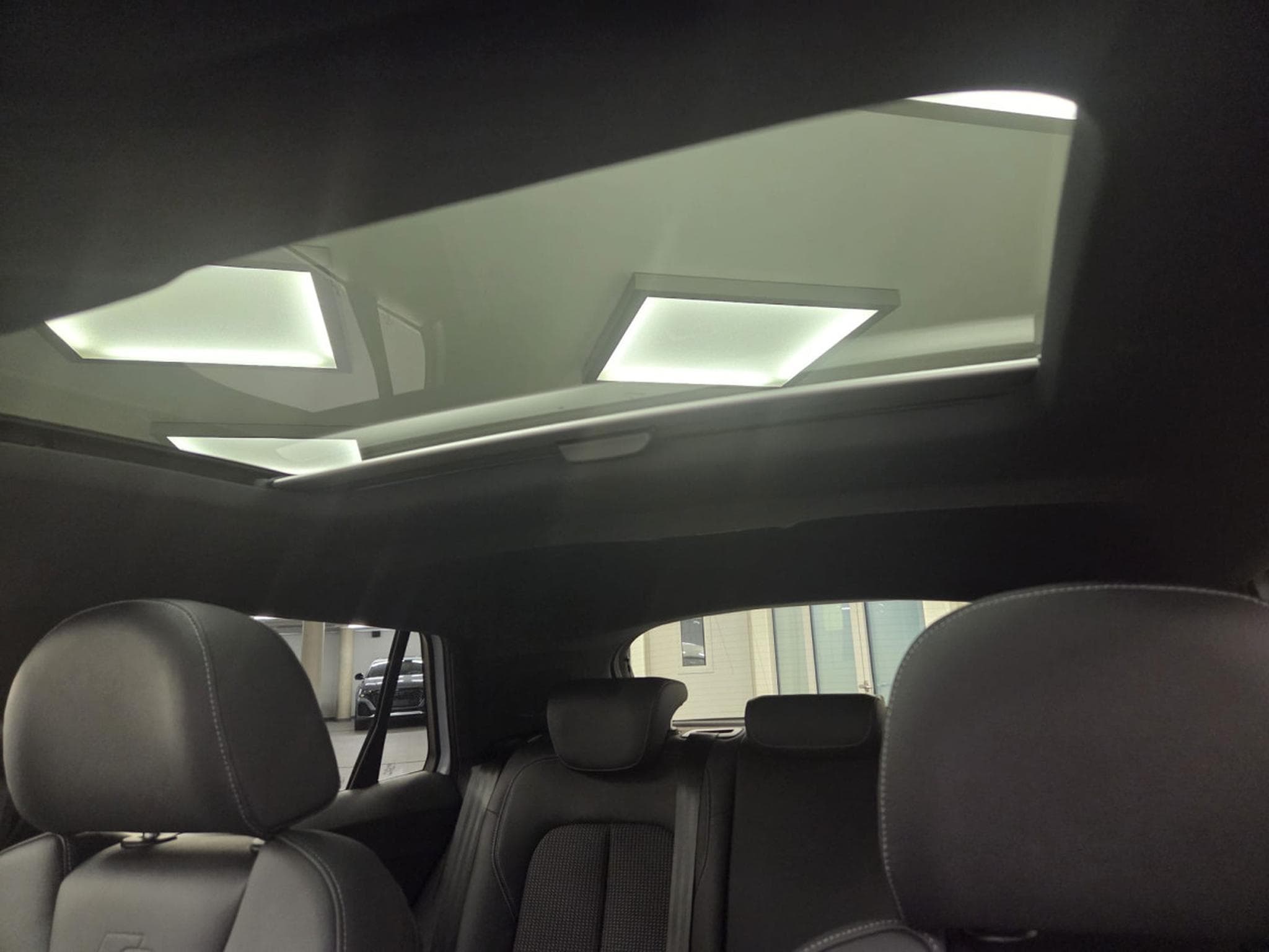Audi SQ2 TFSI quattro 300 CH / 221 kW S tronic (2026) - Photo 5