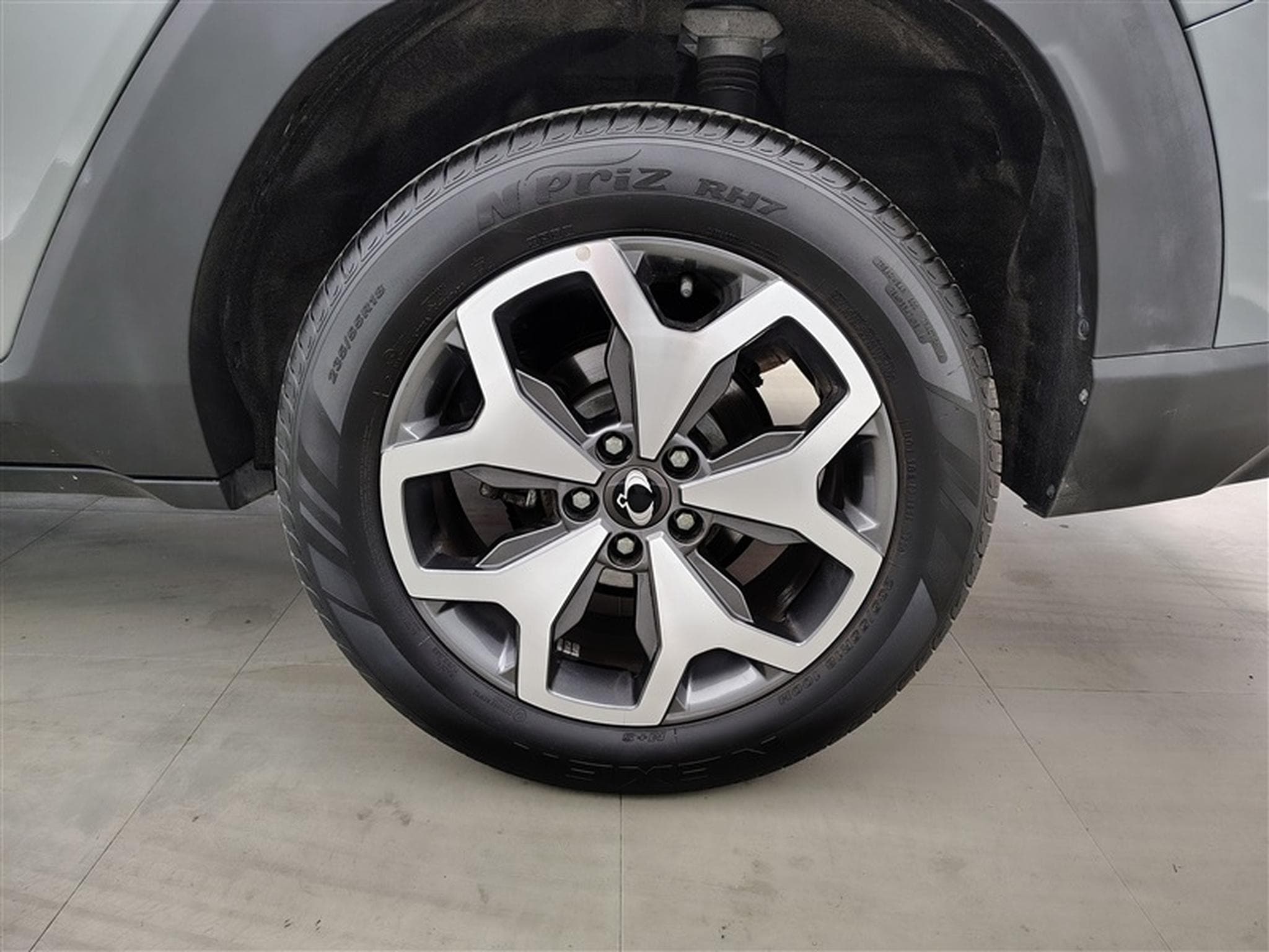 SsangYong Torres 1.5 T-GDi 163cv Dream CARPLAY / FULL LED / CUIR / CAMERA (2025) - Photo 6