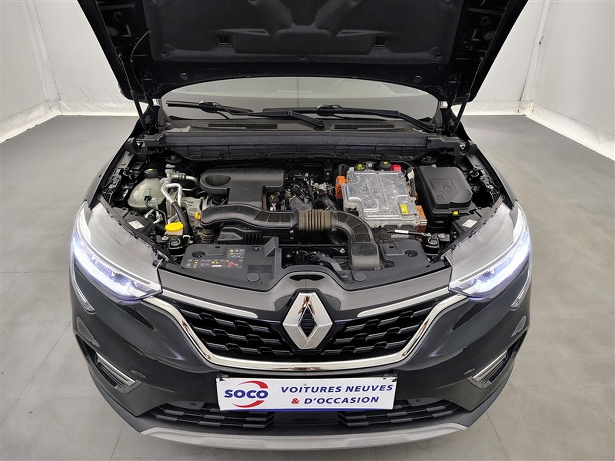 Renault Arkana E-TECH 1.6i Techno (2022) - Photo 19