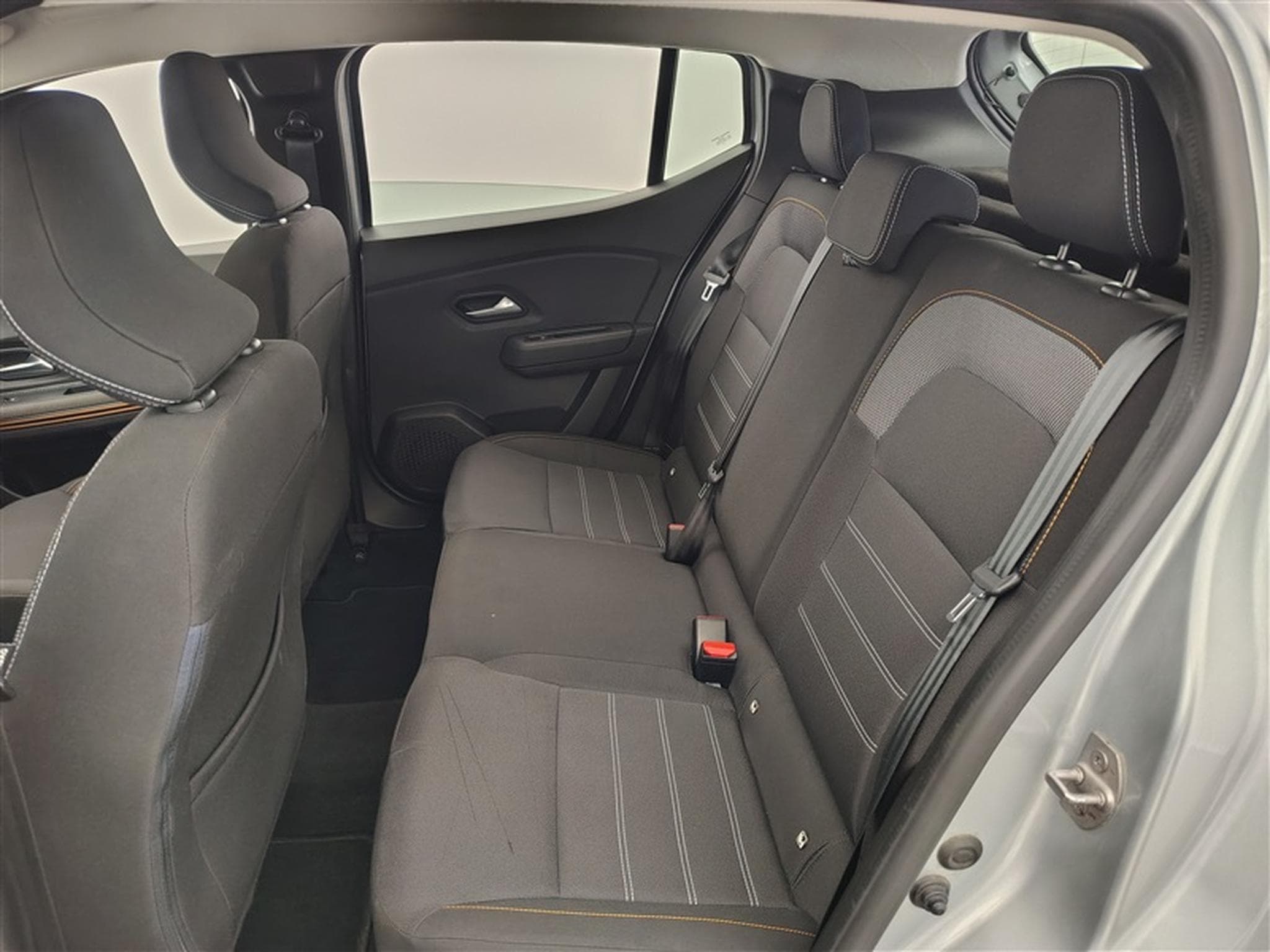 Dacia Sandero Stepway Plus 1.0 TCe*NAVI/FULL LED/CAM//CARPLAY/PDC* (2021) - Photo 13