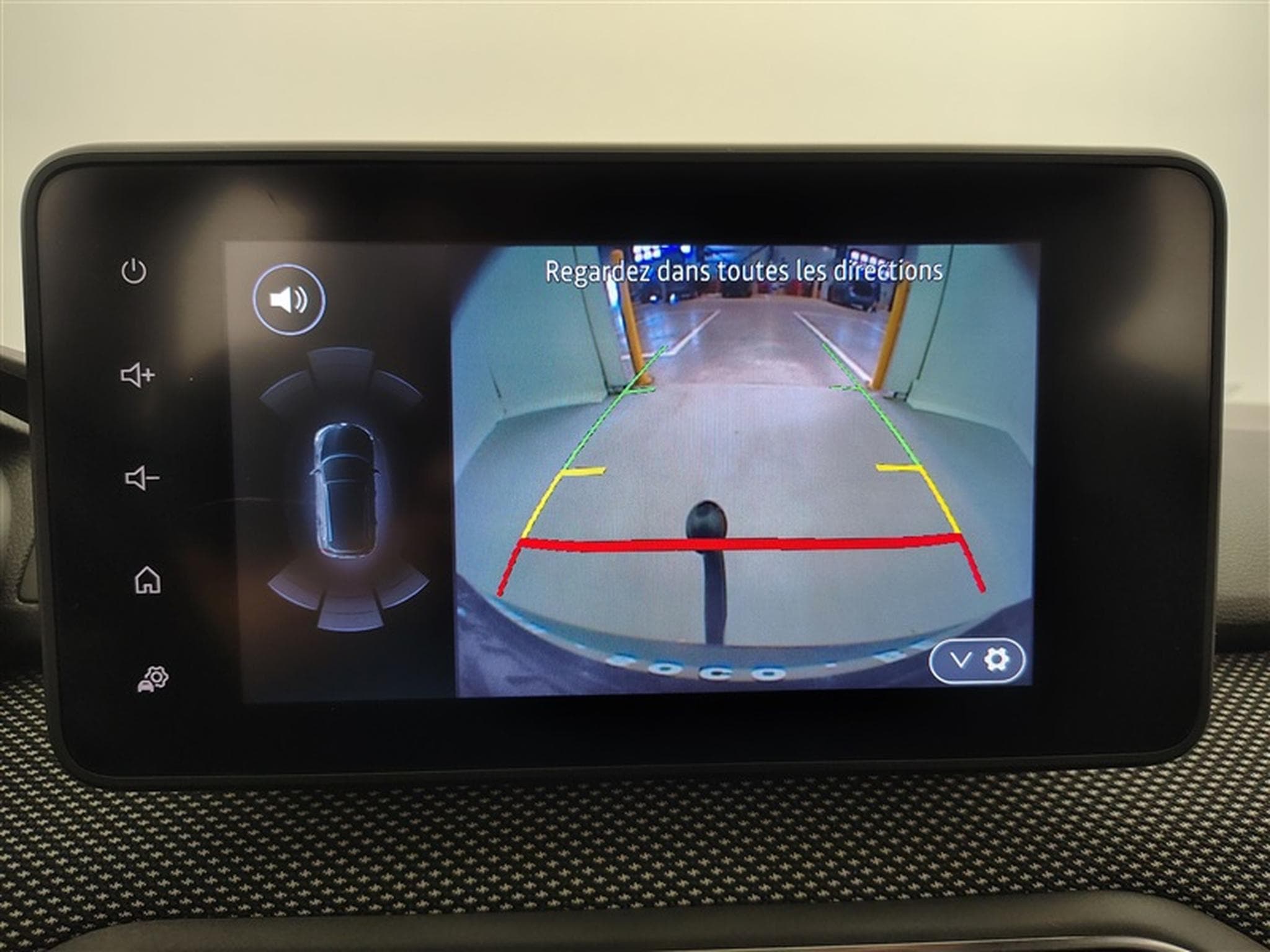 Dacia Sandero Stepway Plus 1.0 TCe*NAVI/FULL LED/CAM//CARPLAY/PDC* (2021) - Photo 18