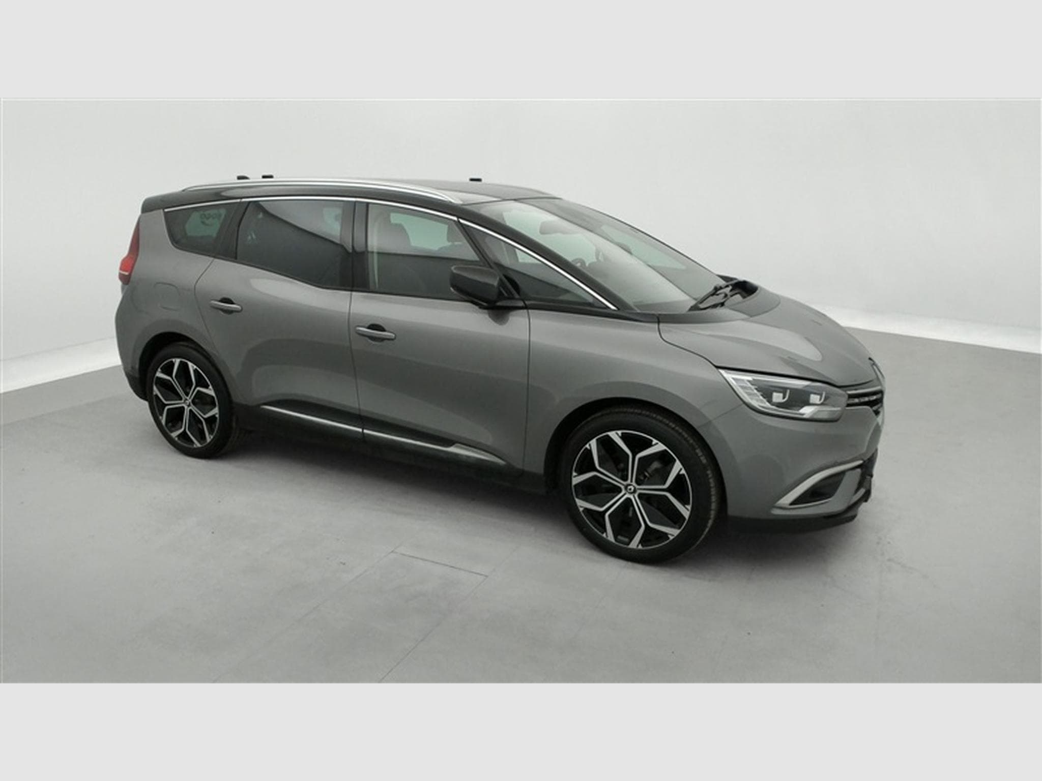 Renault Scenic 1.33 TCe 7P/LED (2021) - Photo 24