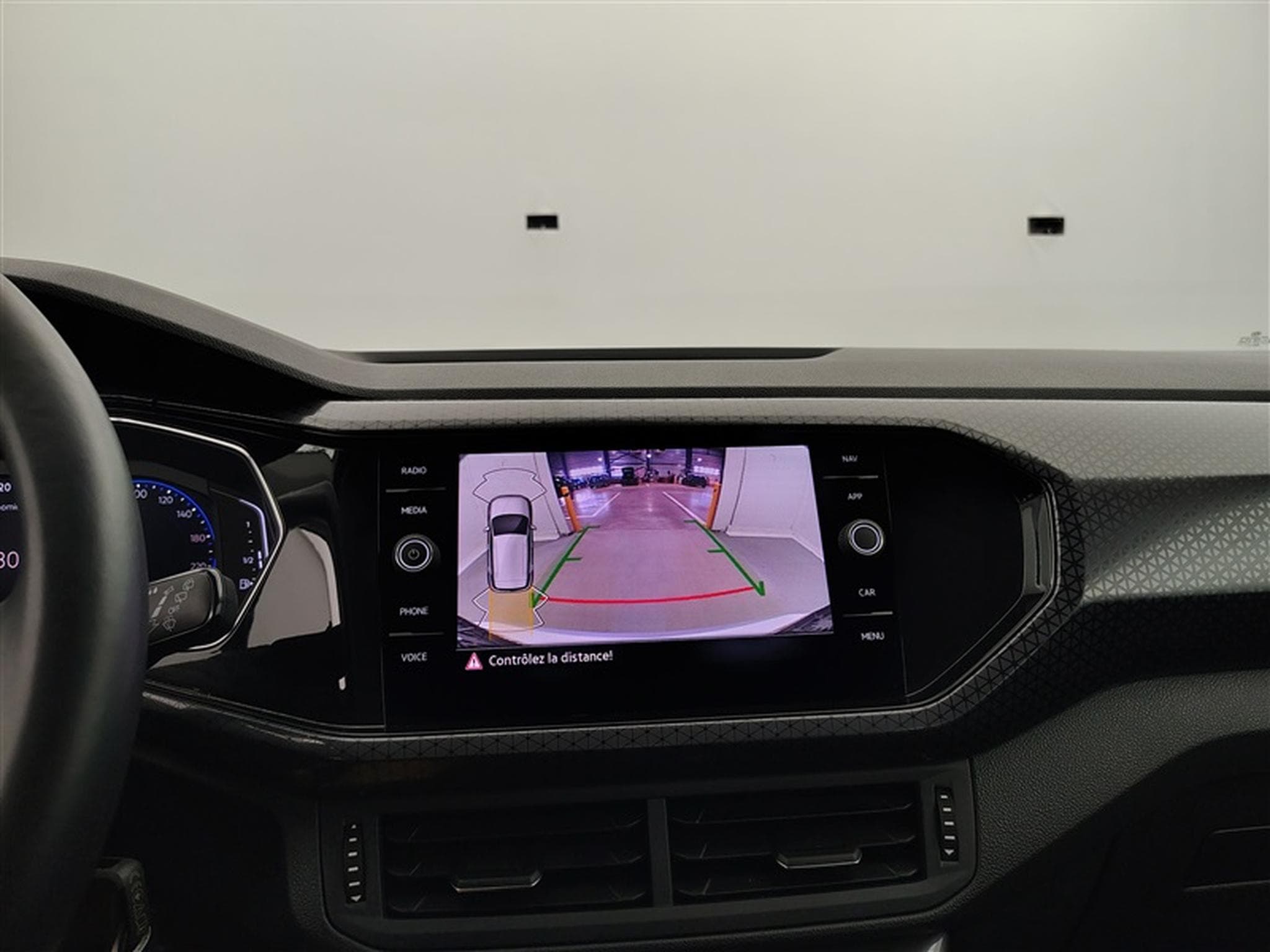VW T-Cross 1.0 TSI Style OPF DSG (2021) - Photo 18