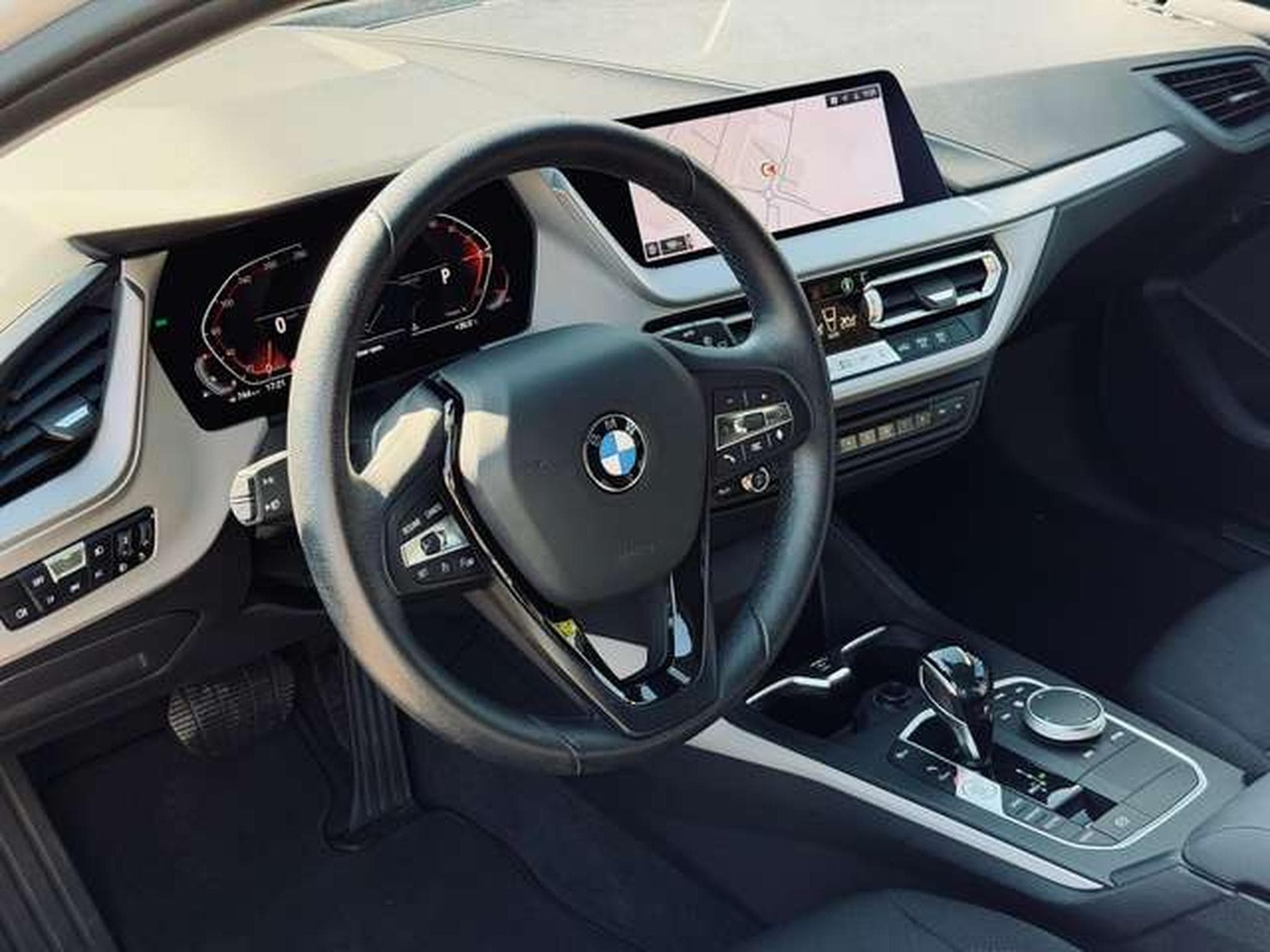 BMW 118 118i Automatique // 12 Mois De Garantie✅✅✅ (2021) - Foto 10