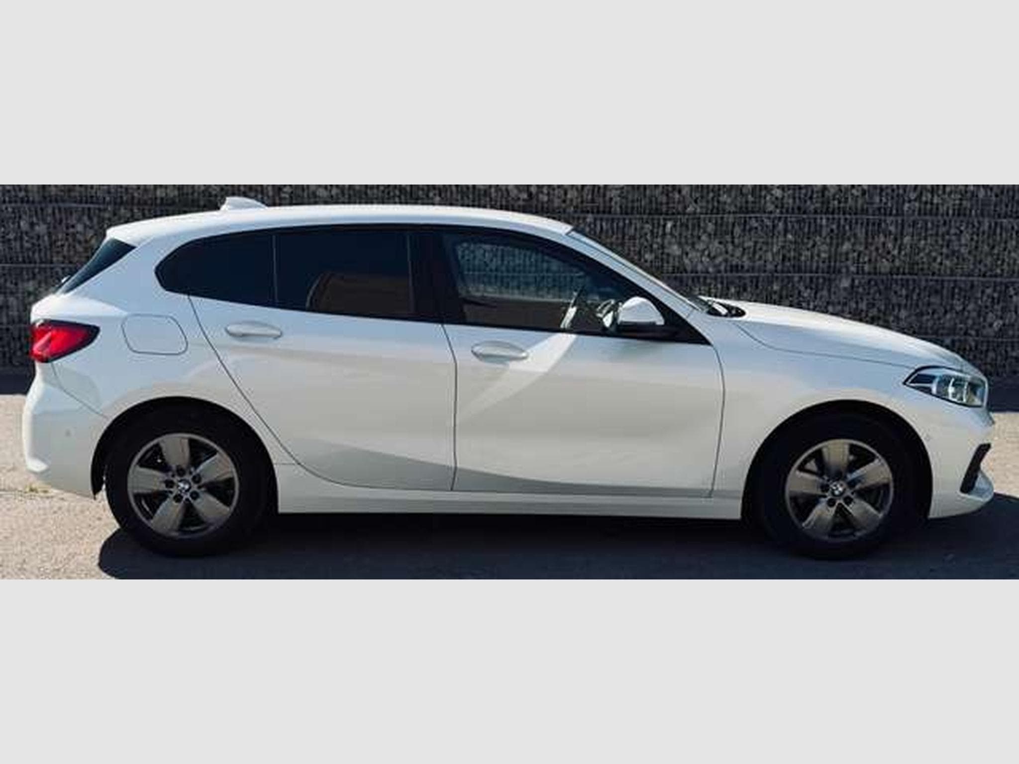 BMW 118 118i Automatique // 12 Mois De Garantie✅✅✅ (2021) - Foto 3