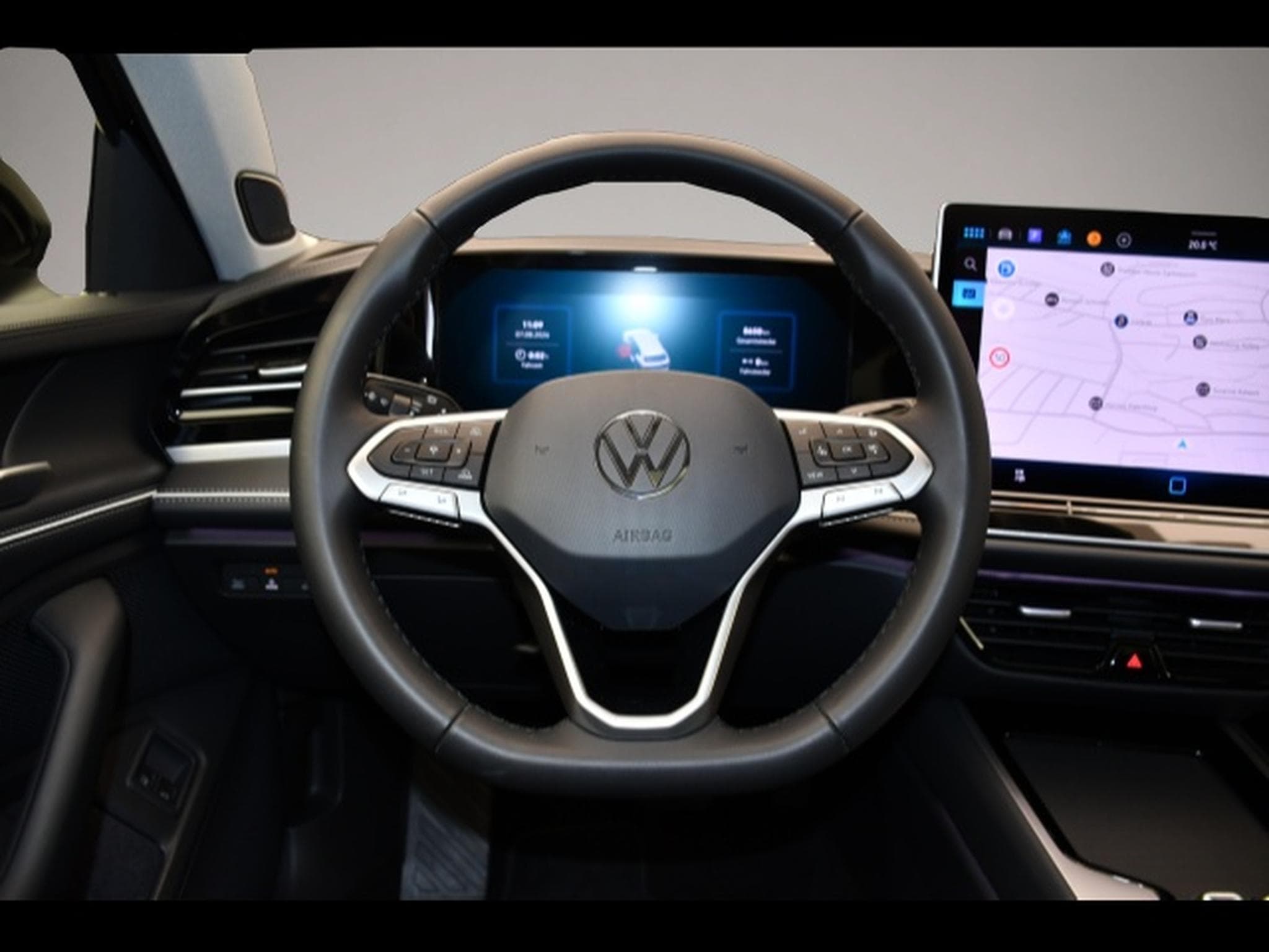 VW Passat (2025) - Photo 5