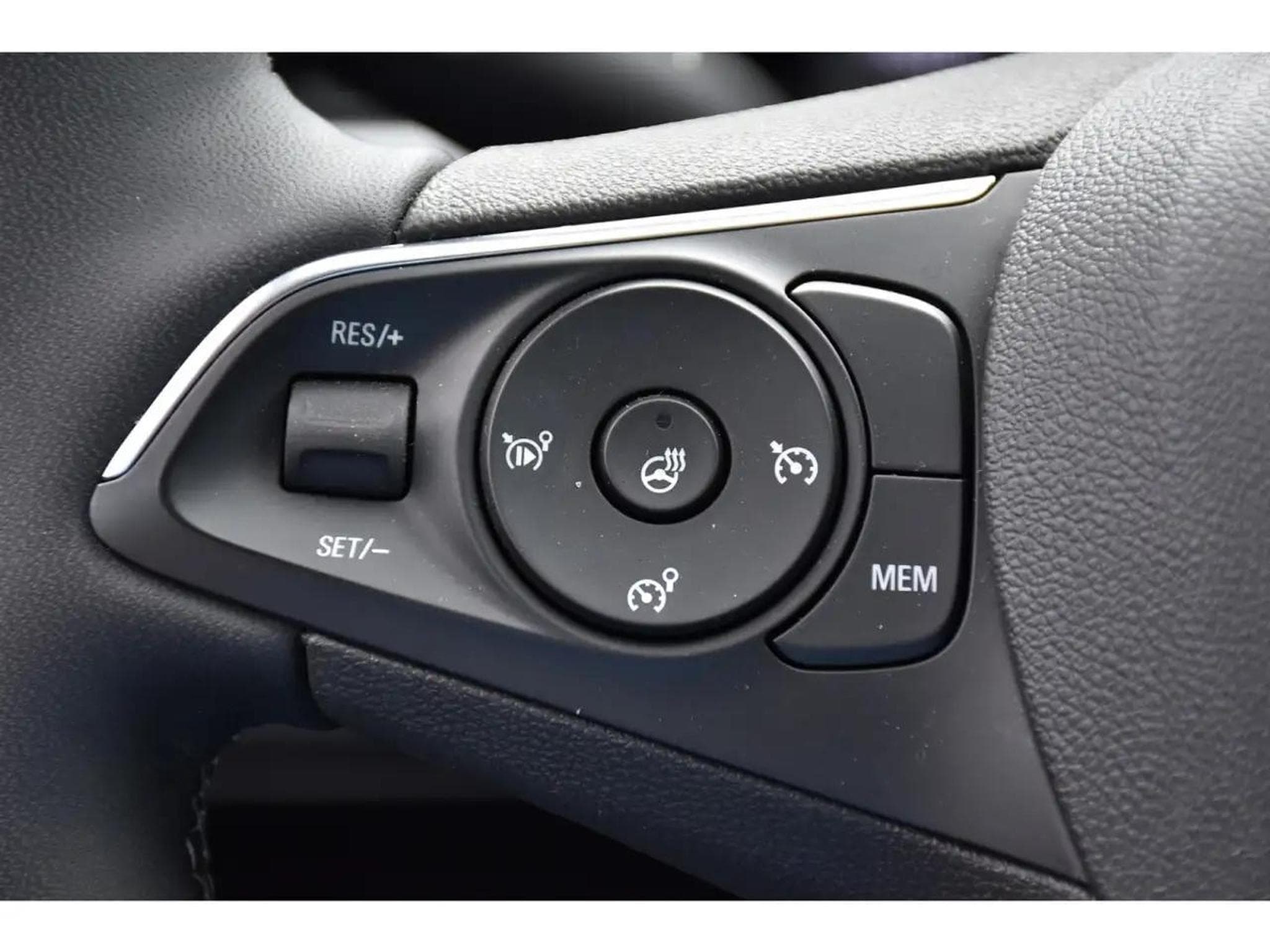 Opel Grandland (2024) - Foto 20