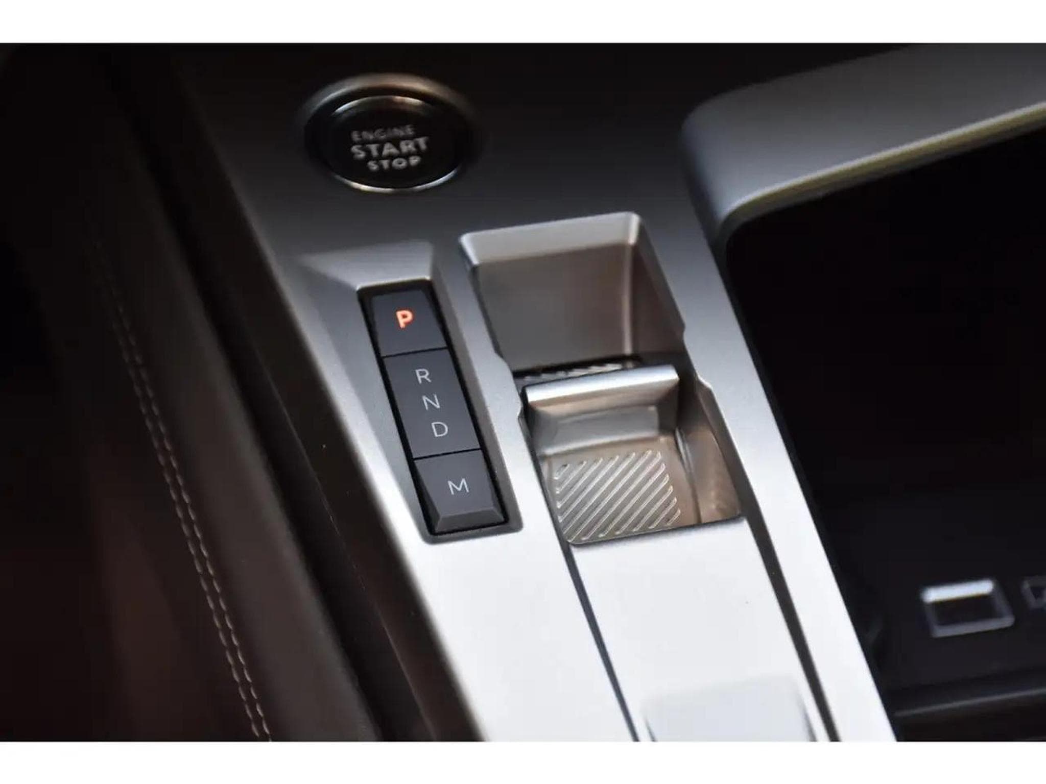 Peugeot 4008 (2024) - Photo 22