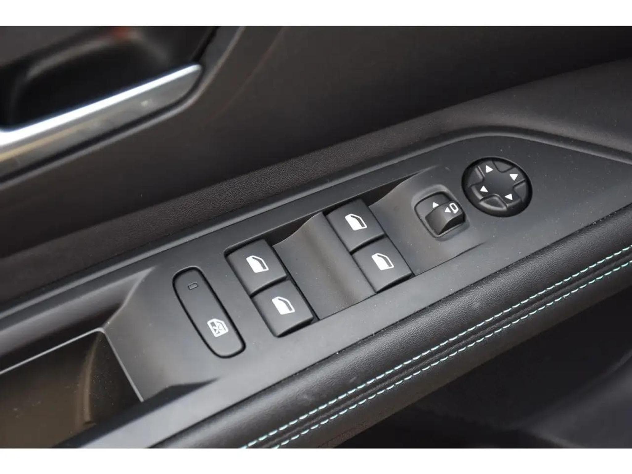 Peugeot 3008 (2024) - Foto 19