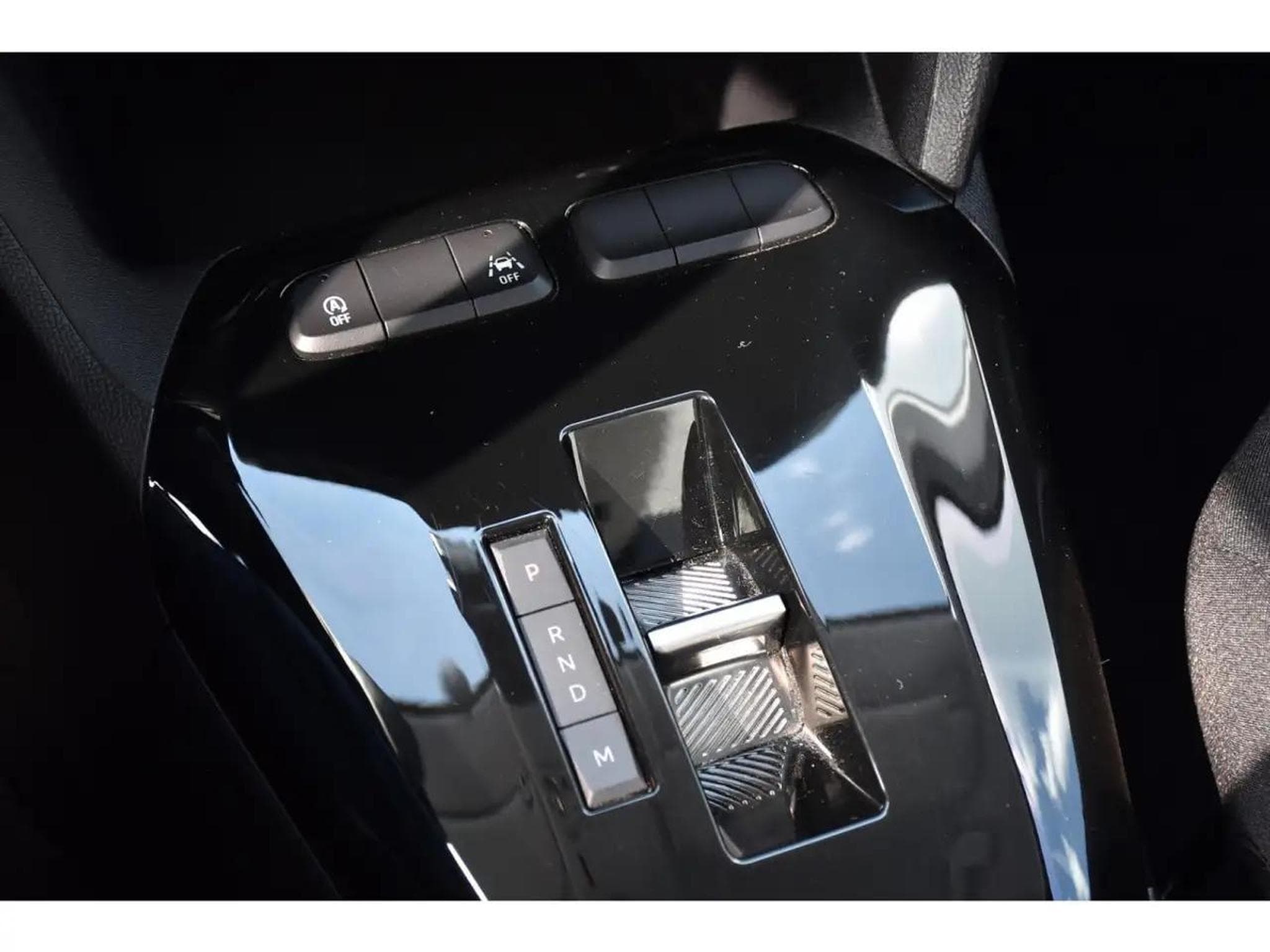 Opel Corsa (2025) - Foto 15