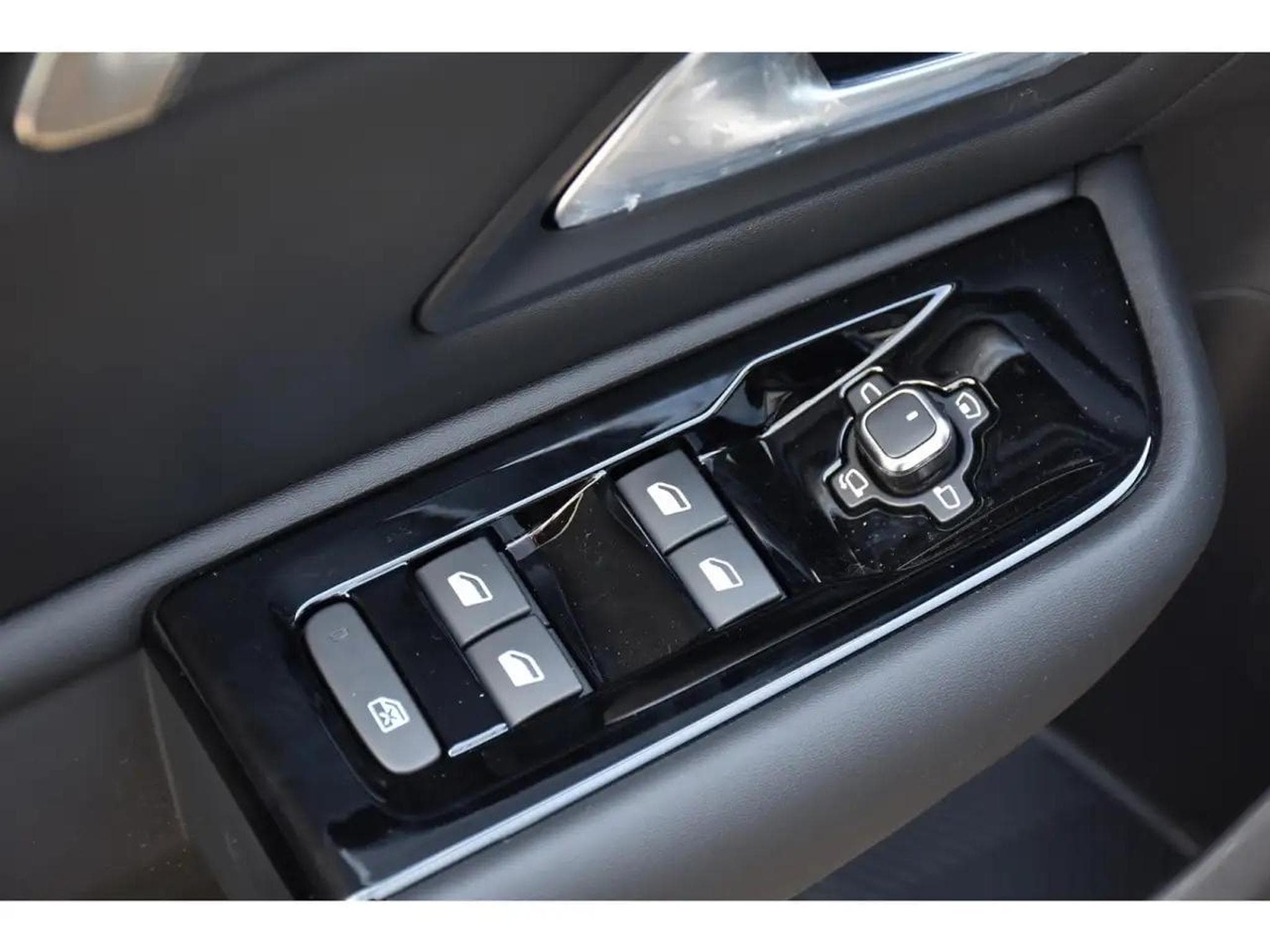 Citroën C5 X (2024) - Foto 24