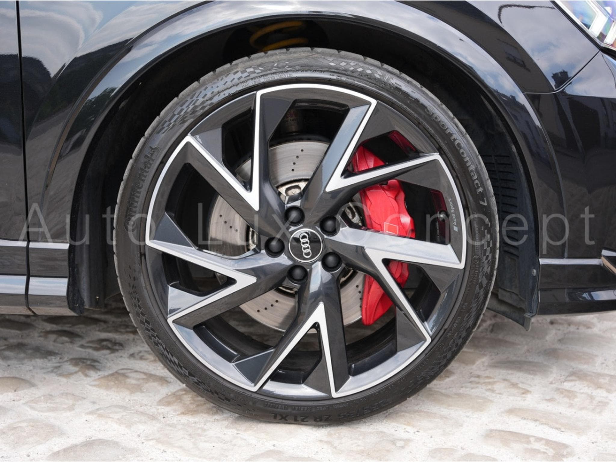 Audi RSQ3 2.5 TFSI quattro S tronic (2020) - Photo 16