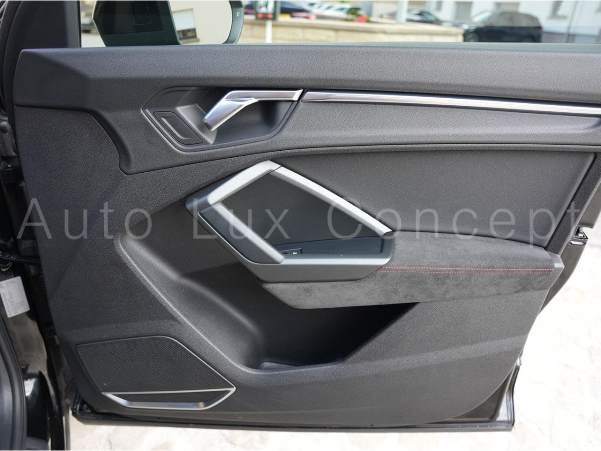 Audi RSQ3 2.5 TFSI quattro S tronic (2020) - Photo 26