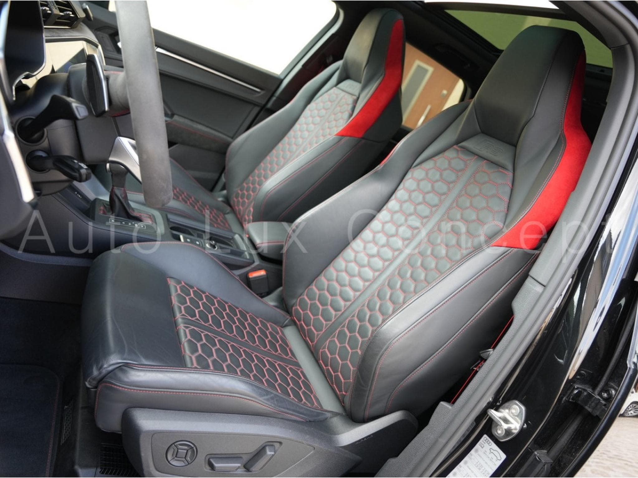 Audi RSQ3 2.5 TFSI quattro S tronic (2020) - Photo 7