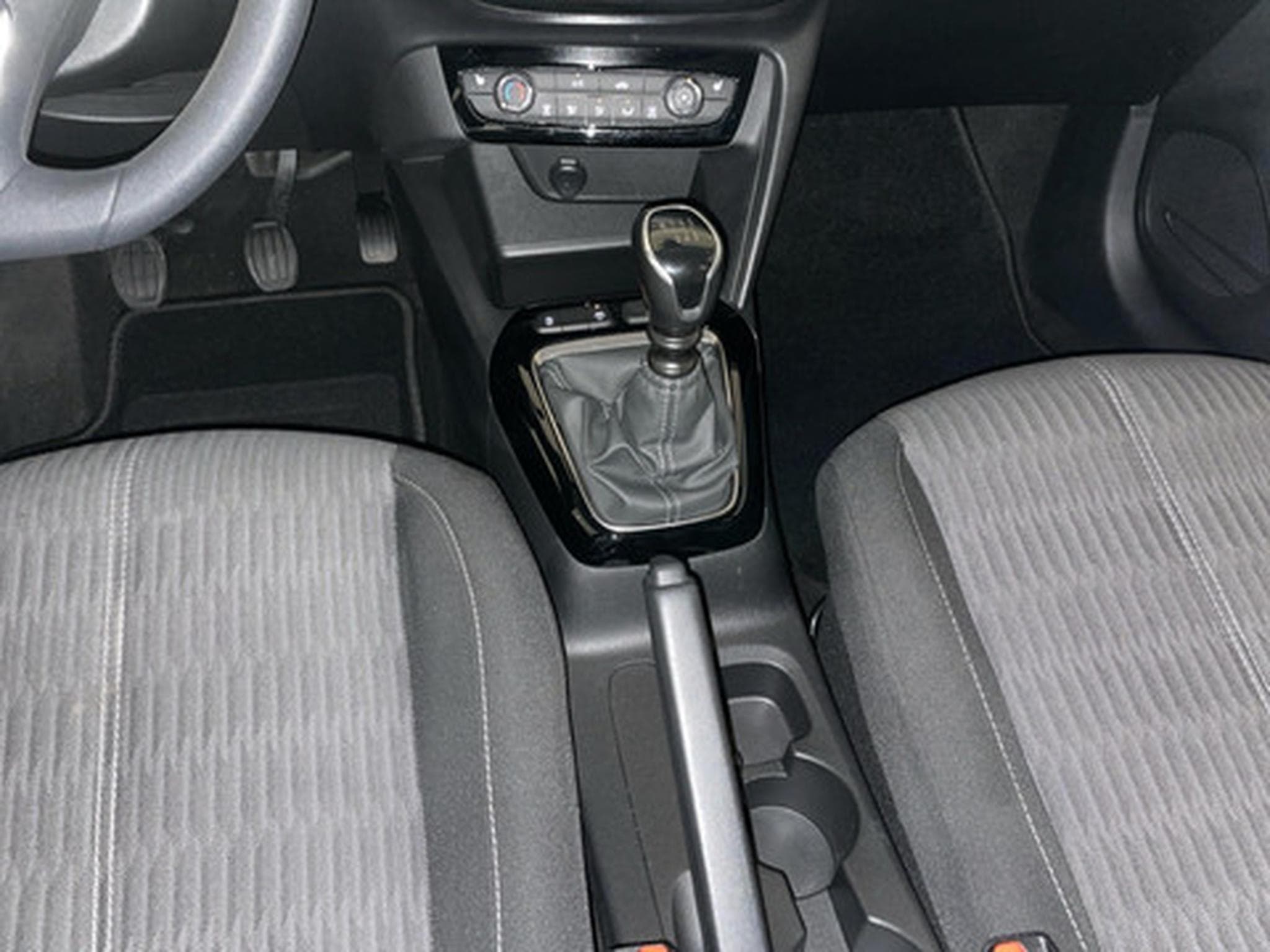 Opel Corsa 1.2 Turbo 74kW S/S (2023) - Foto 10