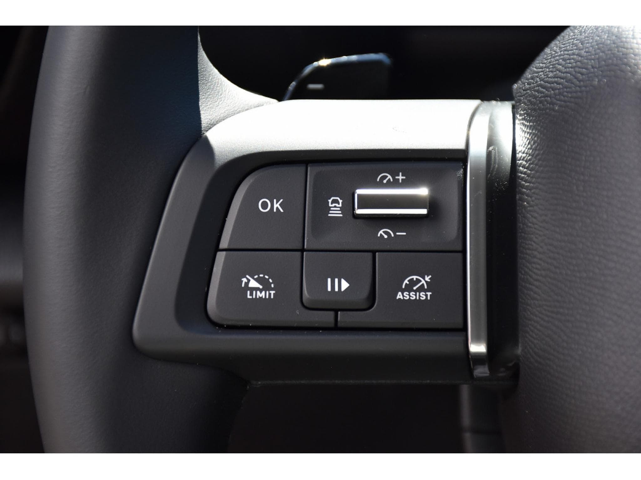 Citroën C4 1.2 MHEV MAX e-DCS6 LANE SIDE CAM 1° MAIN (2025) - Photo 21