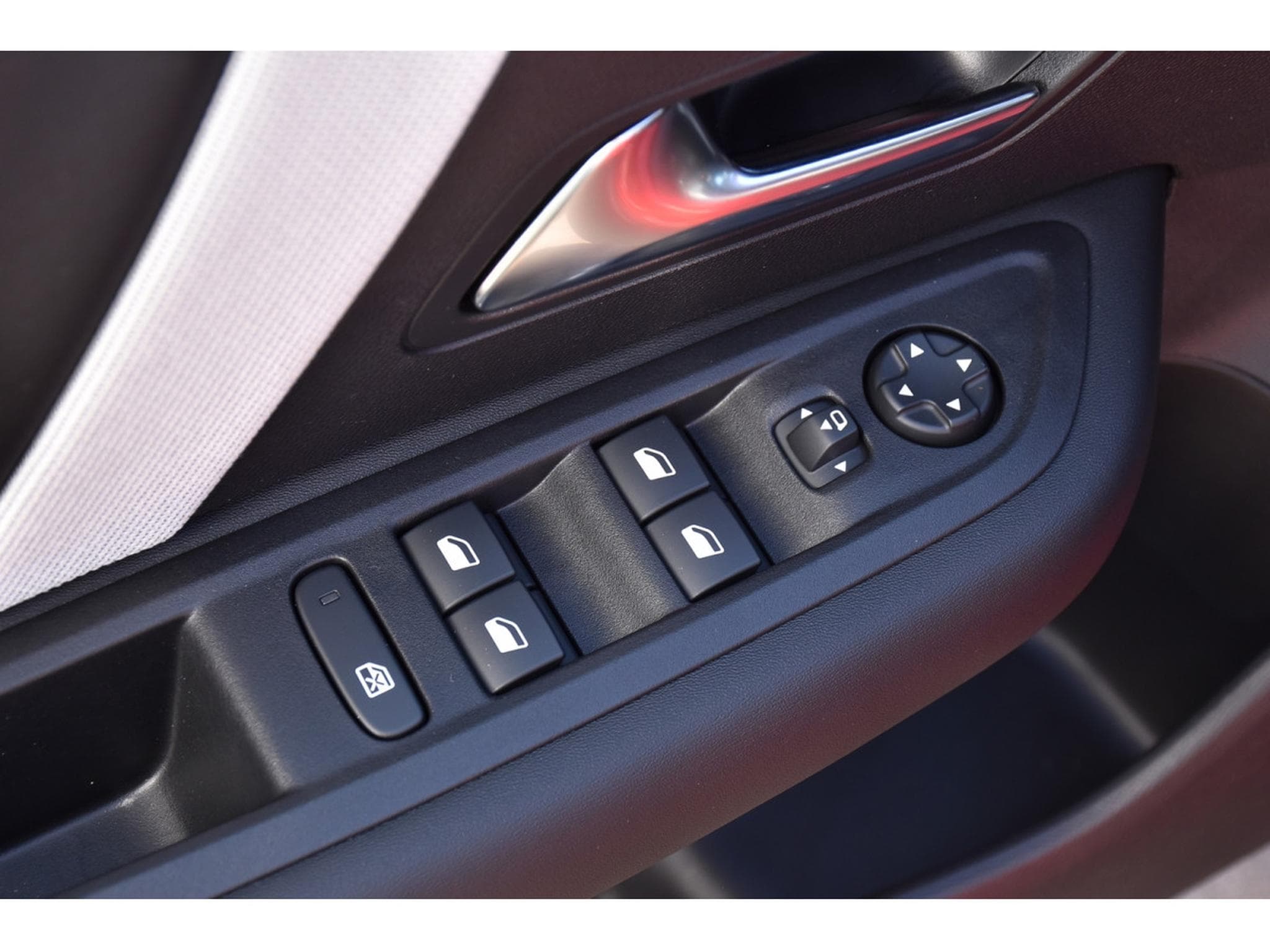 Citroën C4 1.2 MHEV MAX e-DCS6 LANE SIDE CAM 1° MAIN (2025) - Photo 22