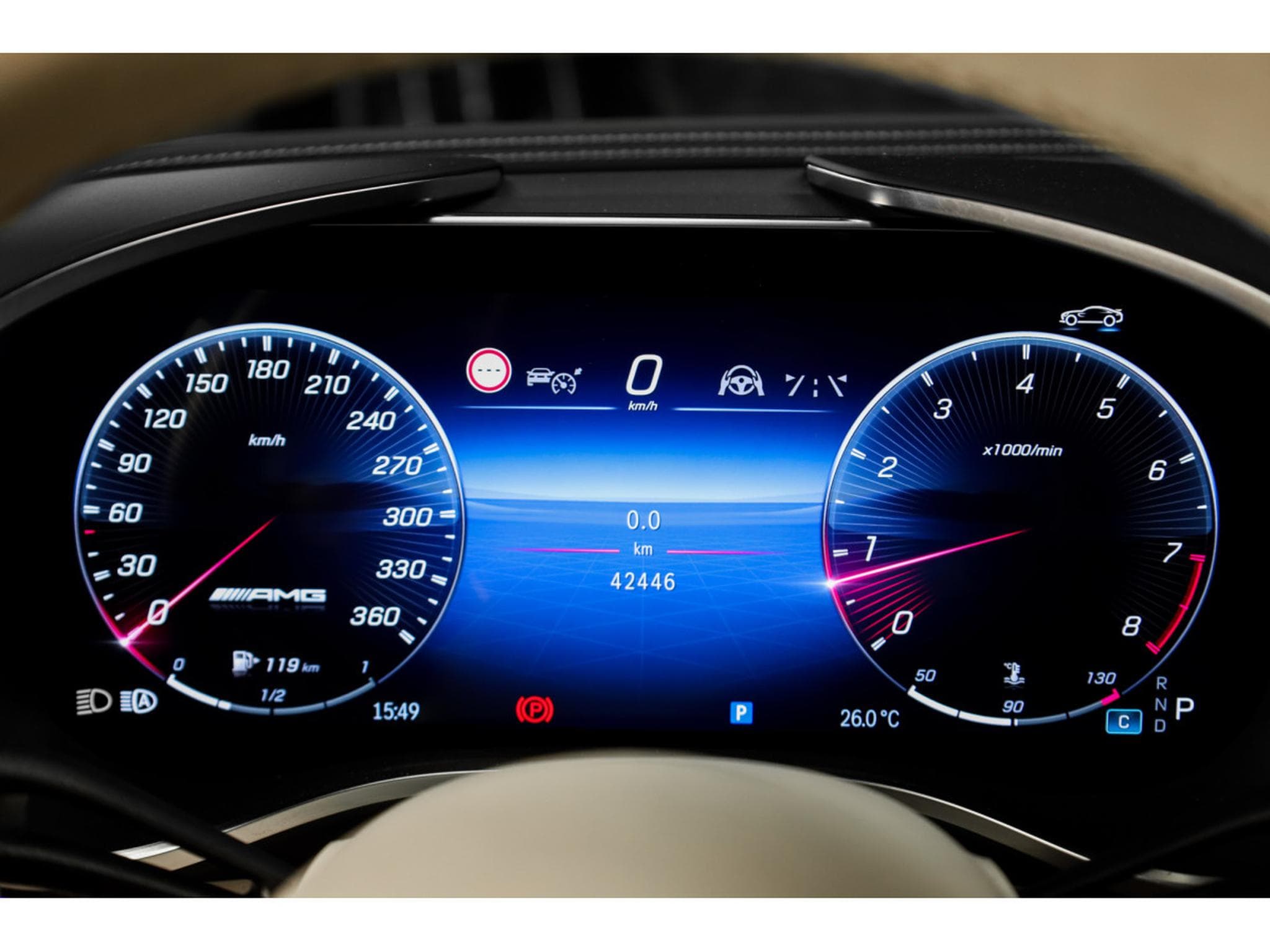 Mercedes SL 63 AMG 4 MATIC + (2022) - Photo 23