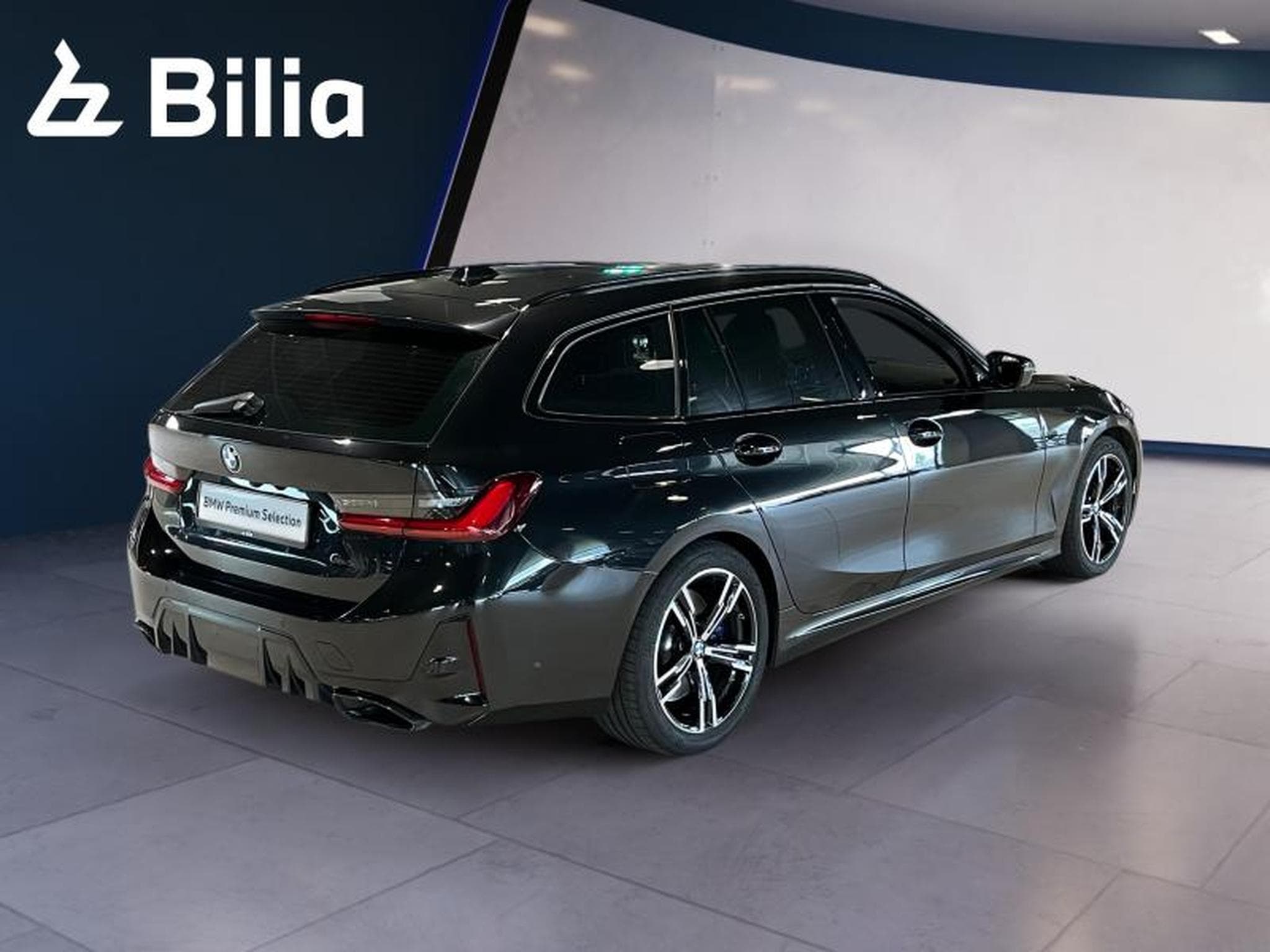 BMW 340 M340d xDrive Touring (2024) - Photo 9