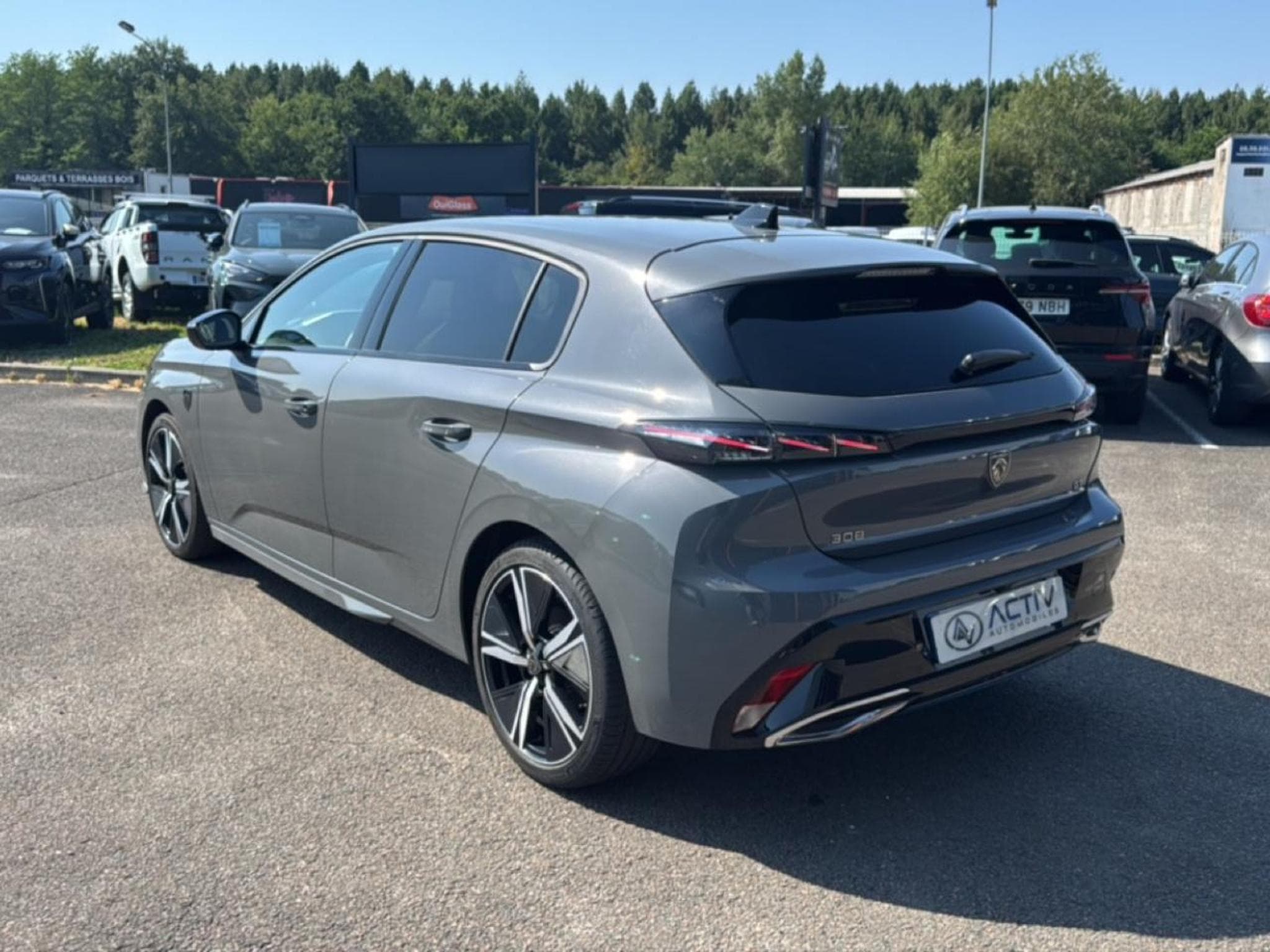 Peugeot 308 1.2 HYBRID 145 GT E-DCS6 (2025) - Photo 7
