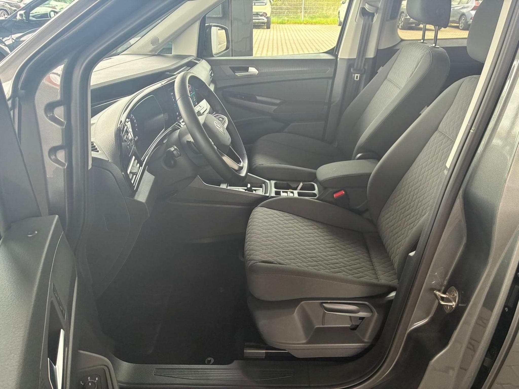 VW Caddy Life 7 Sitze (2026) - Photo 5