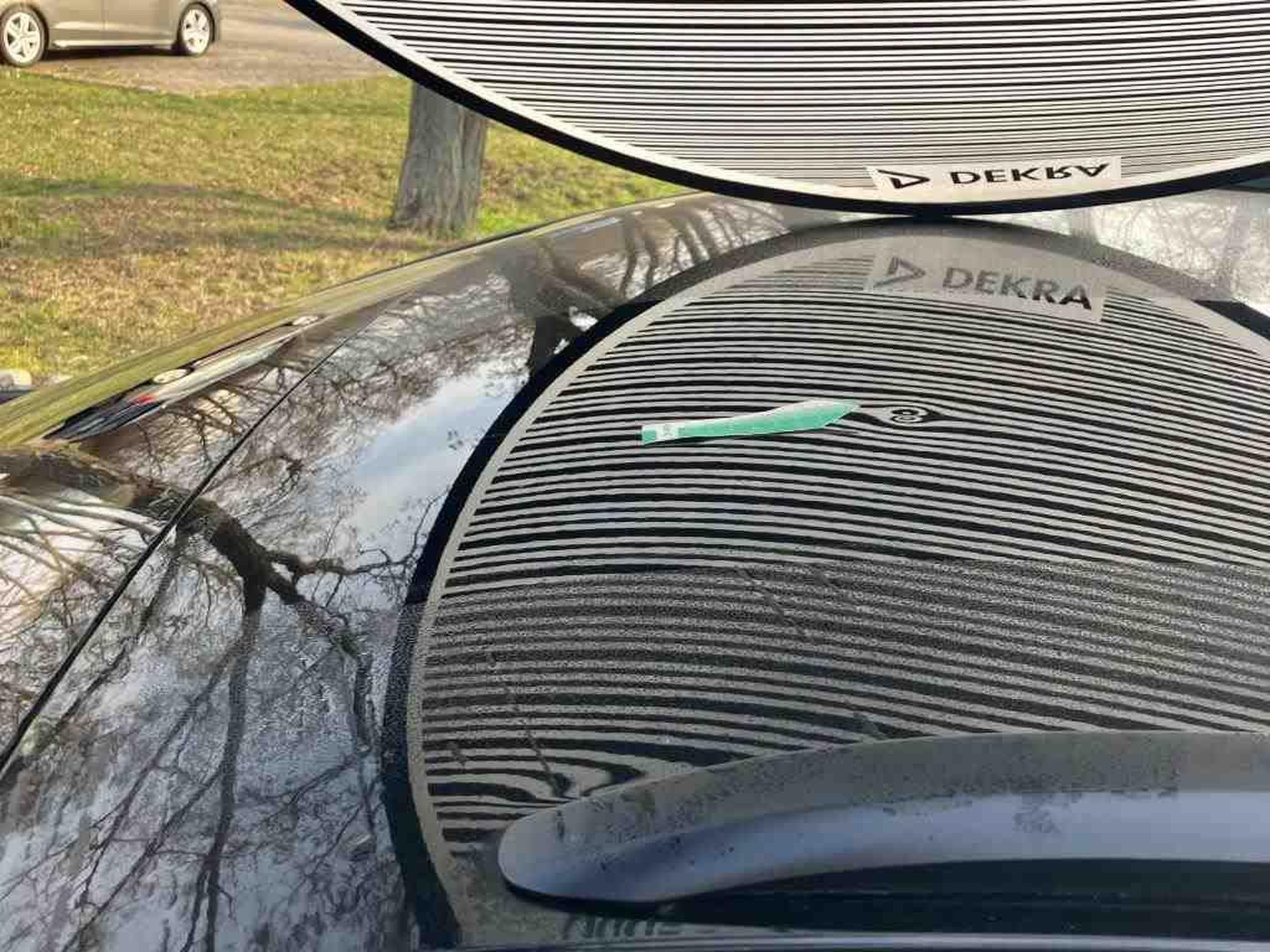 VW ID.4 Pro Performance (2023) - Photo 18
