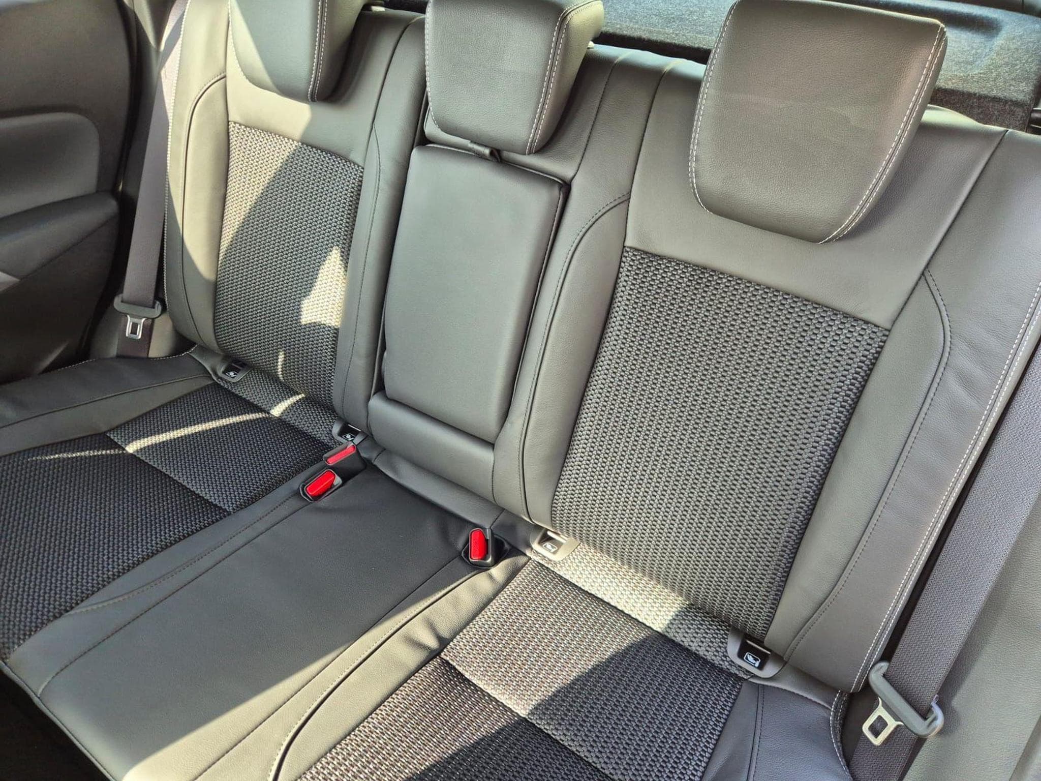 Suzuki S-Cross Comfort+ (2026) - Photo 12