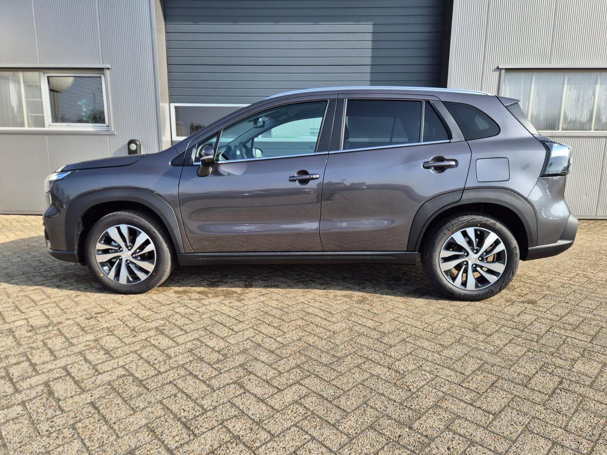 Suzuki S-Cross Comfort+ (2026) - Photo 2
