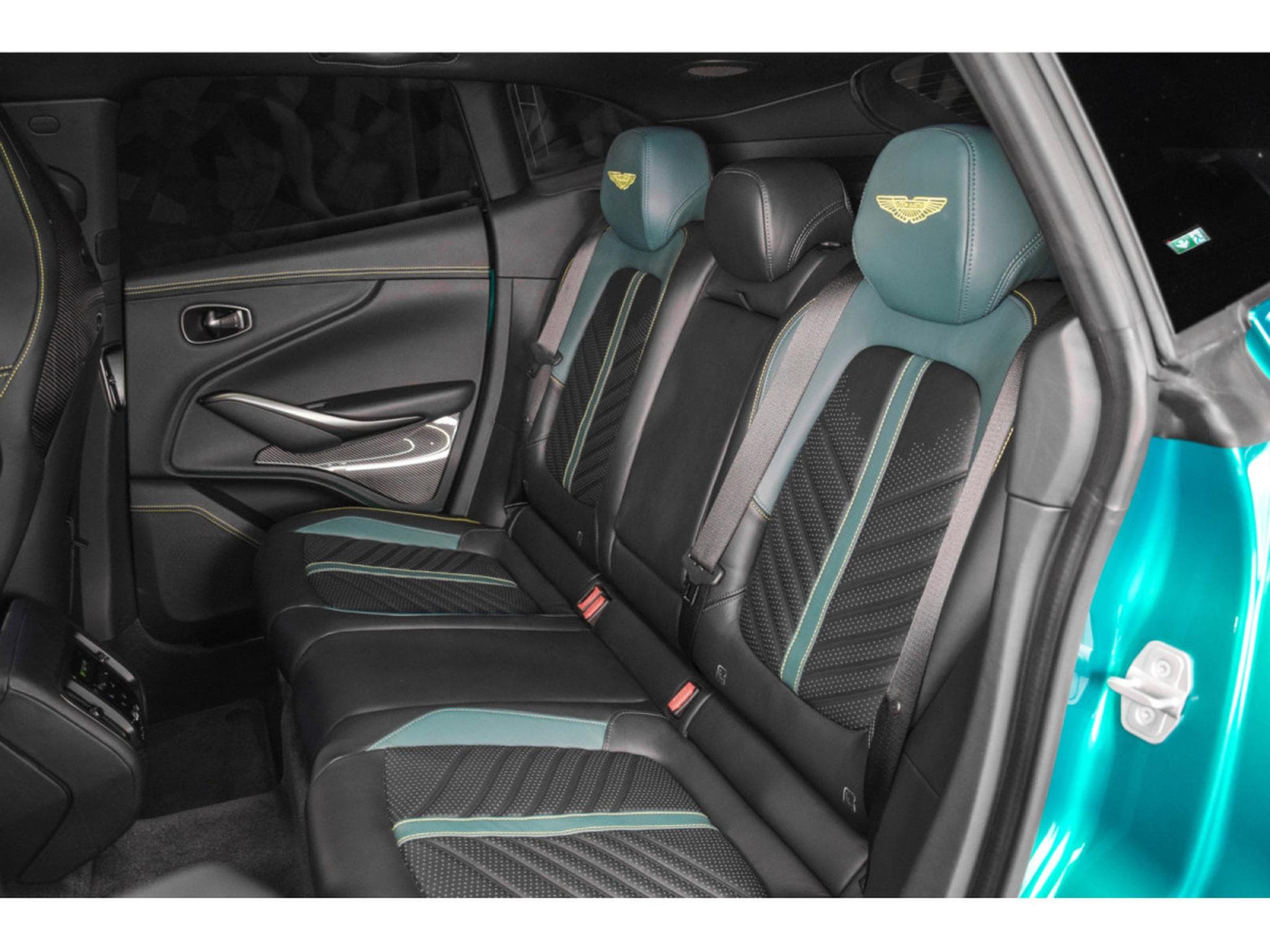 Aston-Martin DBX 707 AMR23 4.0 V8 Bi-Turbo (2024) - Photo 14