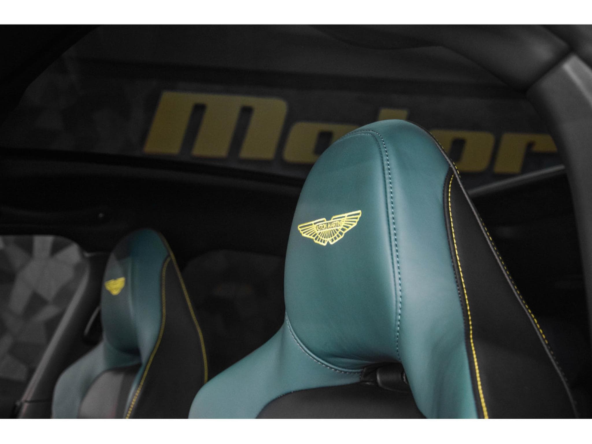 Aston-Martin DBX 707 AMR23 4.0 V8 Bi-Turbo (2024) - Photo 16
