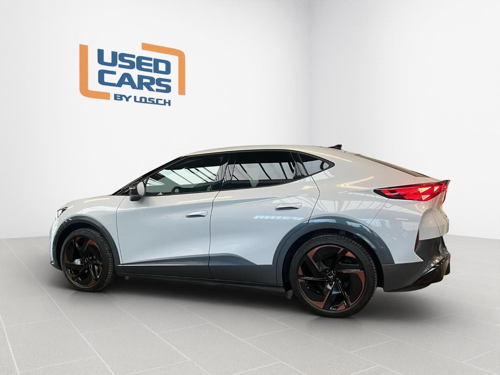 Cupra Tavascan VZ+4x4+P.Adrenaline+Led+Navi+DAB (2025) - Photo 5