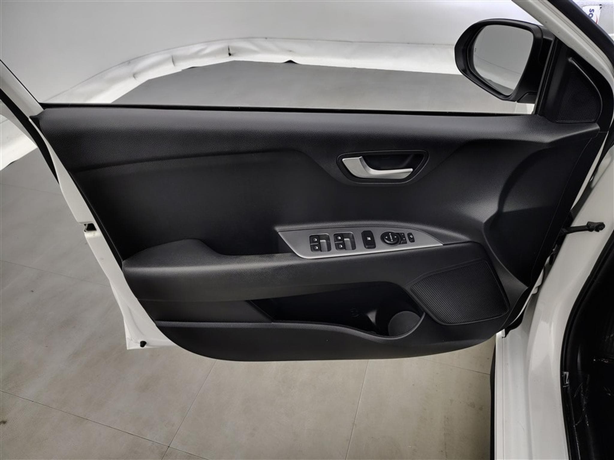 Kia Rio 1.0 T GT Line (2021) - Photo 17