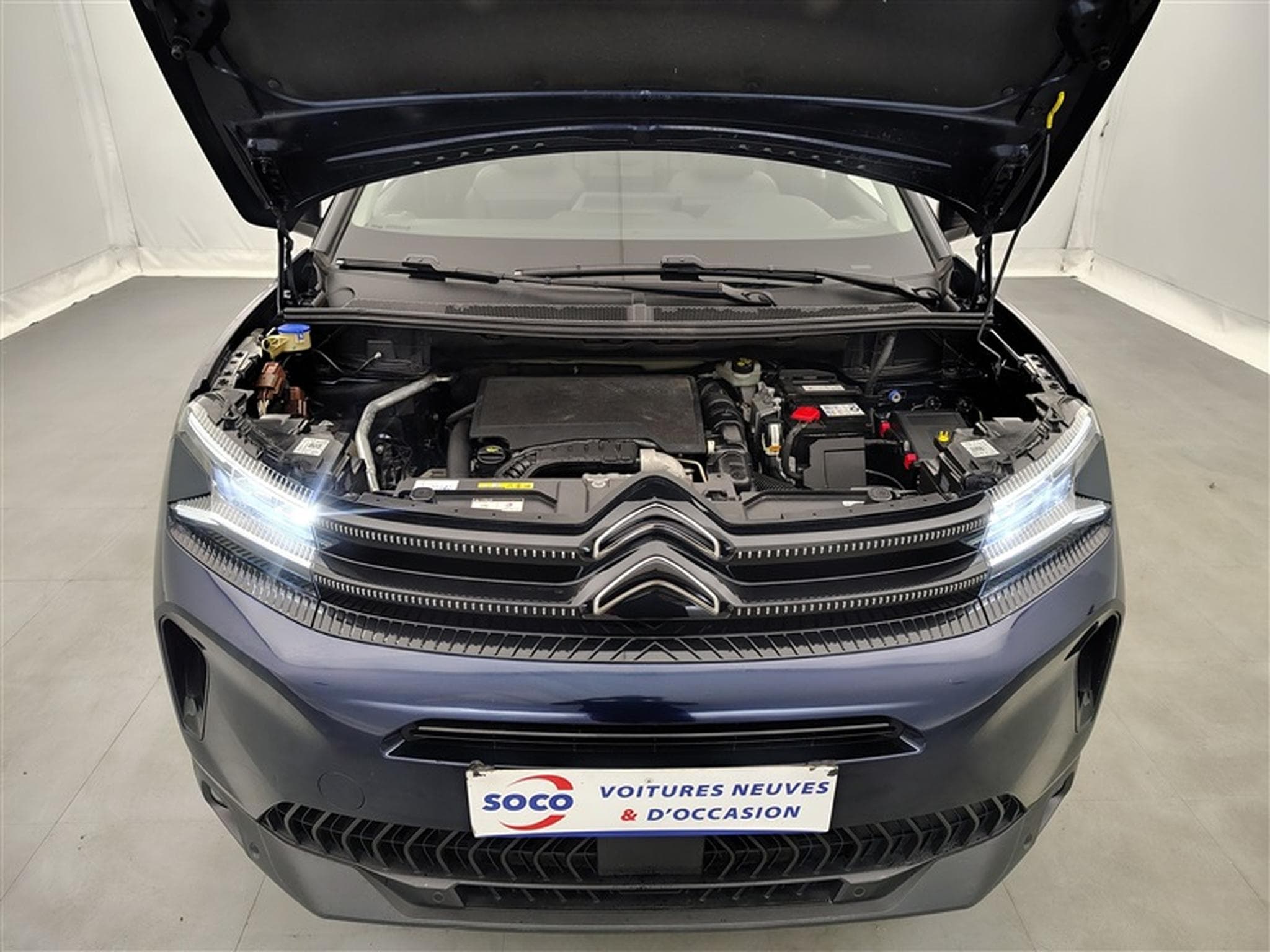 Citroen C5 Aircross 1.2i 130Cv EAT8 Shine NAVI / CARPLAY / FULL LED (2023) - Photo 21