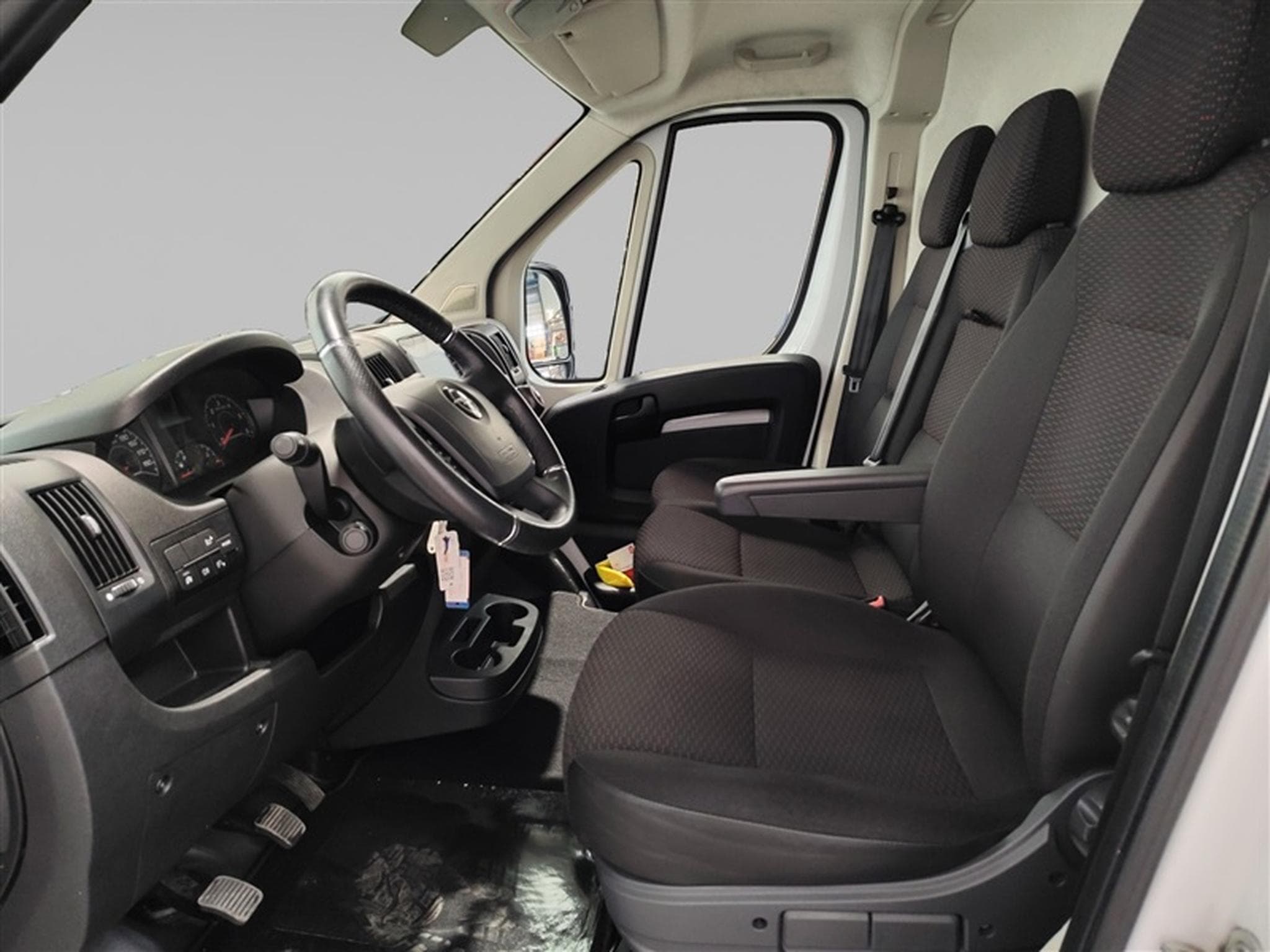 Opel Movano 2.3 Turbo D L3H2 3PL / NAVI / CLIM AUTO (2023) - Photo 7