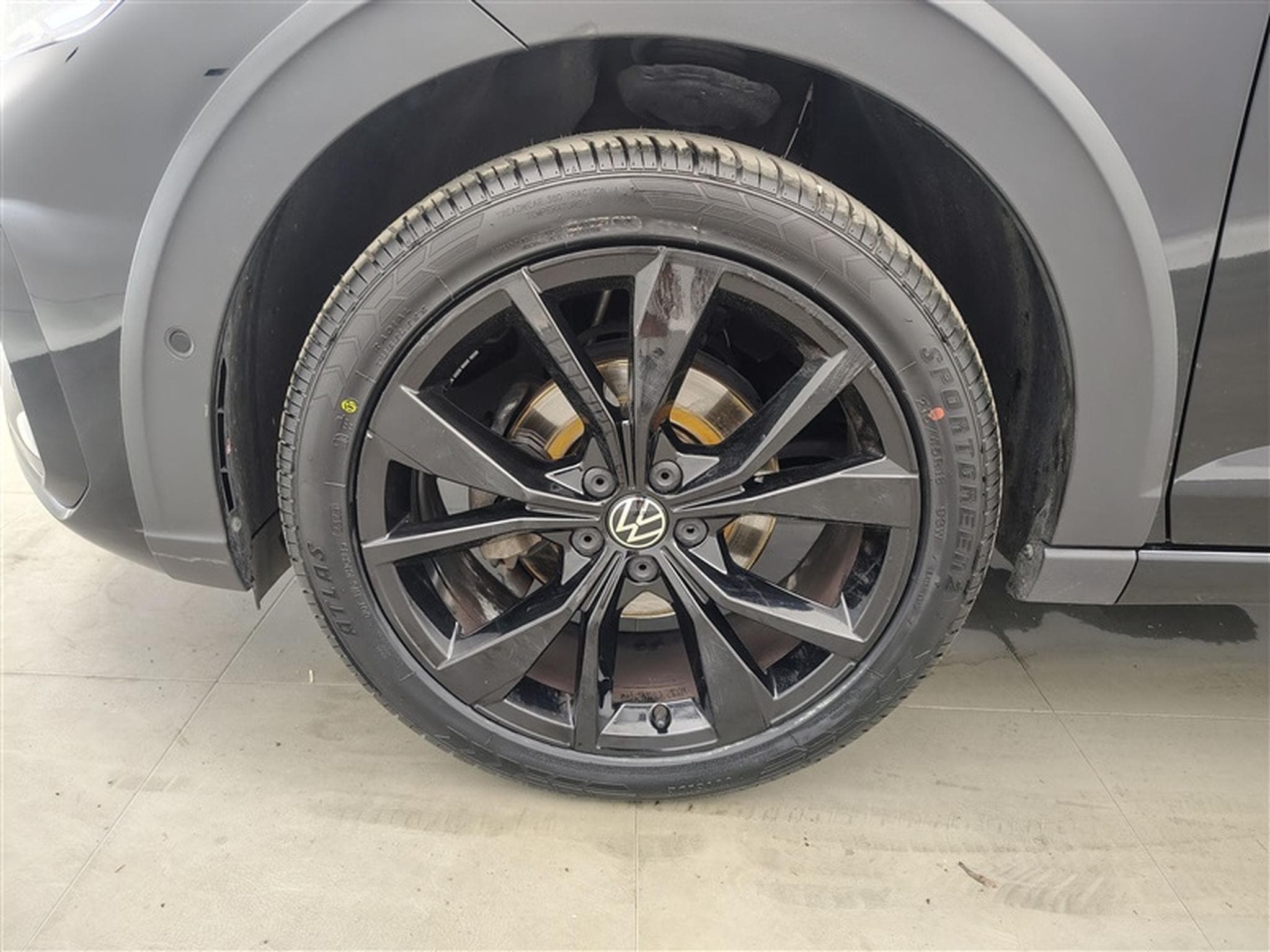 VW Taigo 1.0TSI DSG R-Line GPS/TOIT OUVRANT/CAMERA/PDC/JA 18" (2024) - Photo 6