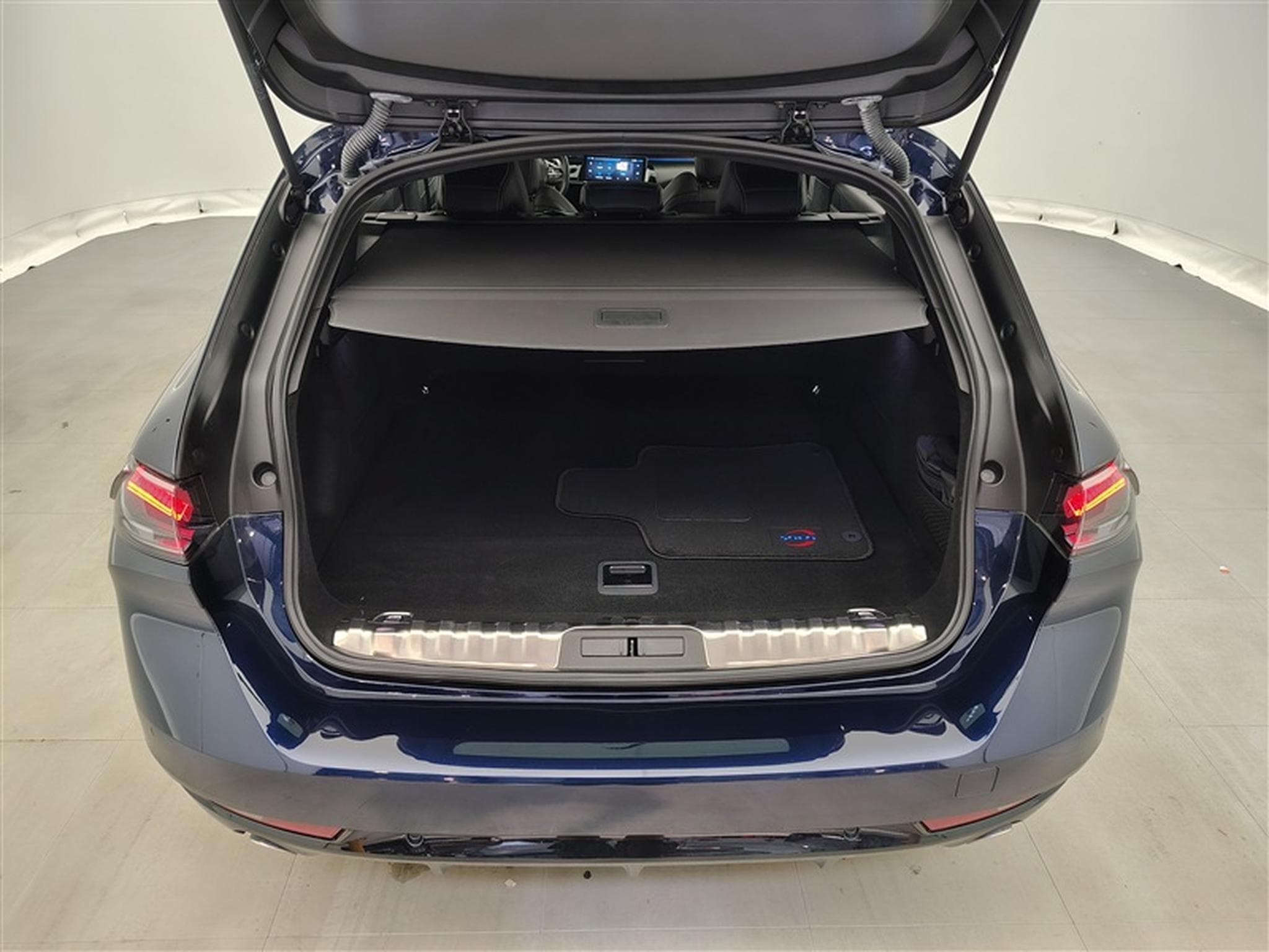 Peugeot 508 1.6 PHEV 180-E Allure EAT8 Facelift NAVI / S-CUIR / FULL LED (2025) - Foto 14