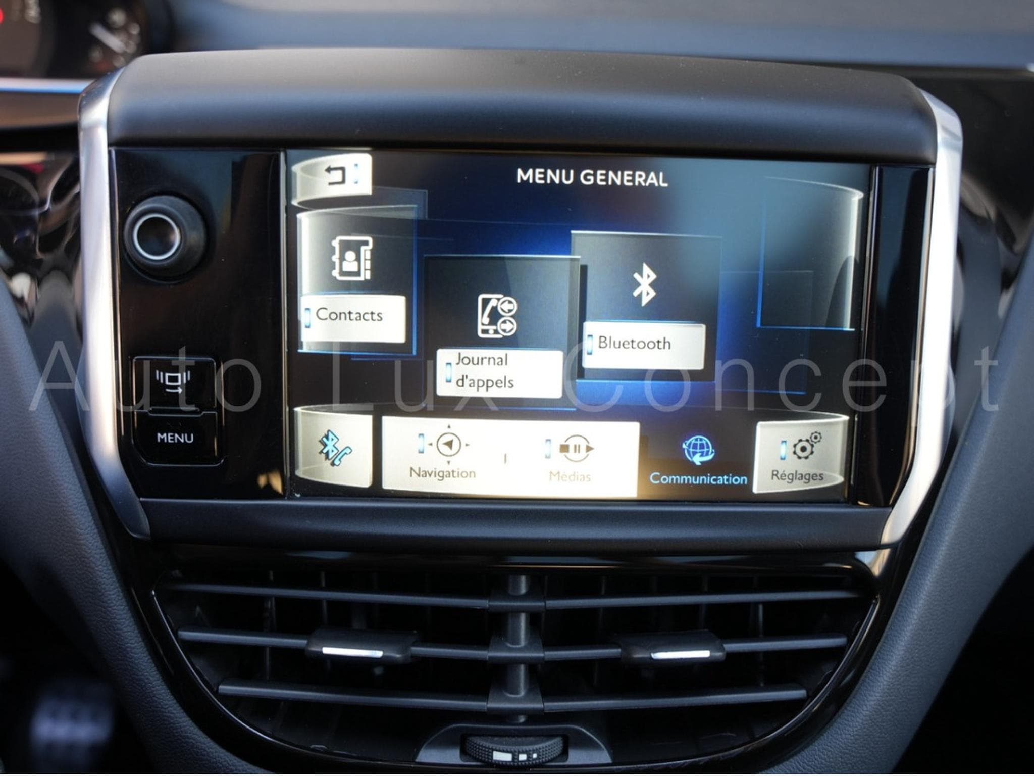 Peugeot 208 1.6 VTI 120 Féline 5 portes (2014) - Photo 20