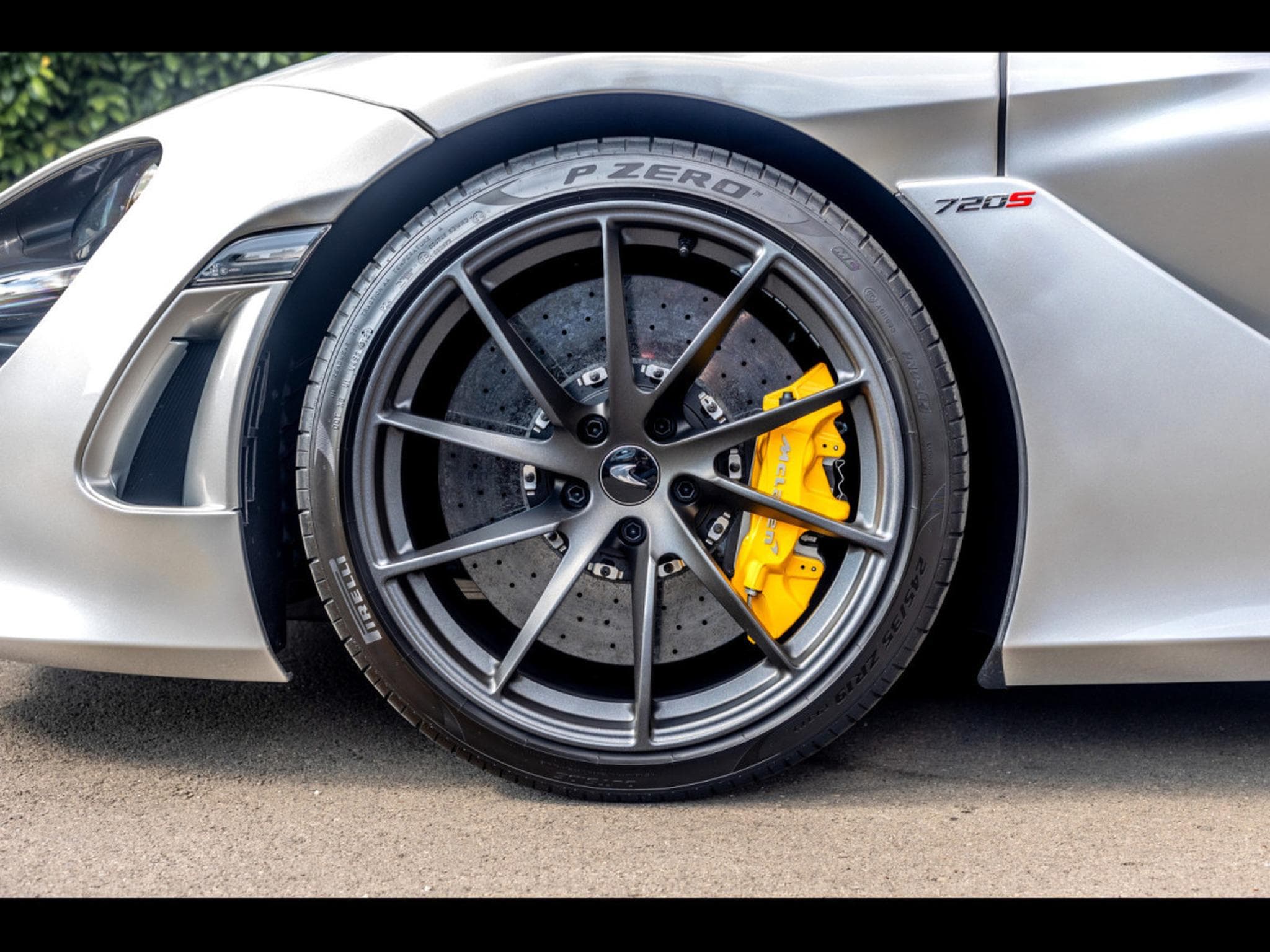 McLaren 720S SPIDER 4.0 V8 720 - PACK STEALTH - FULL XPEL - SUPERNOVA SIL (2022) - Foto 8