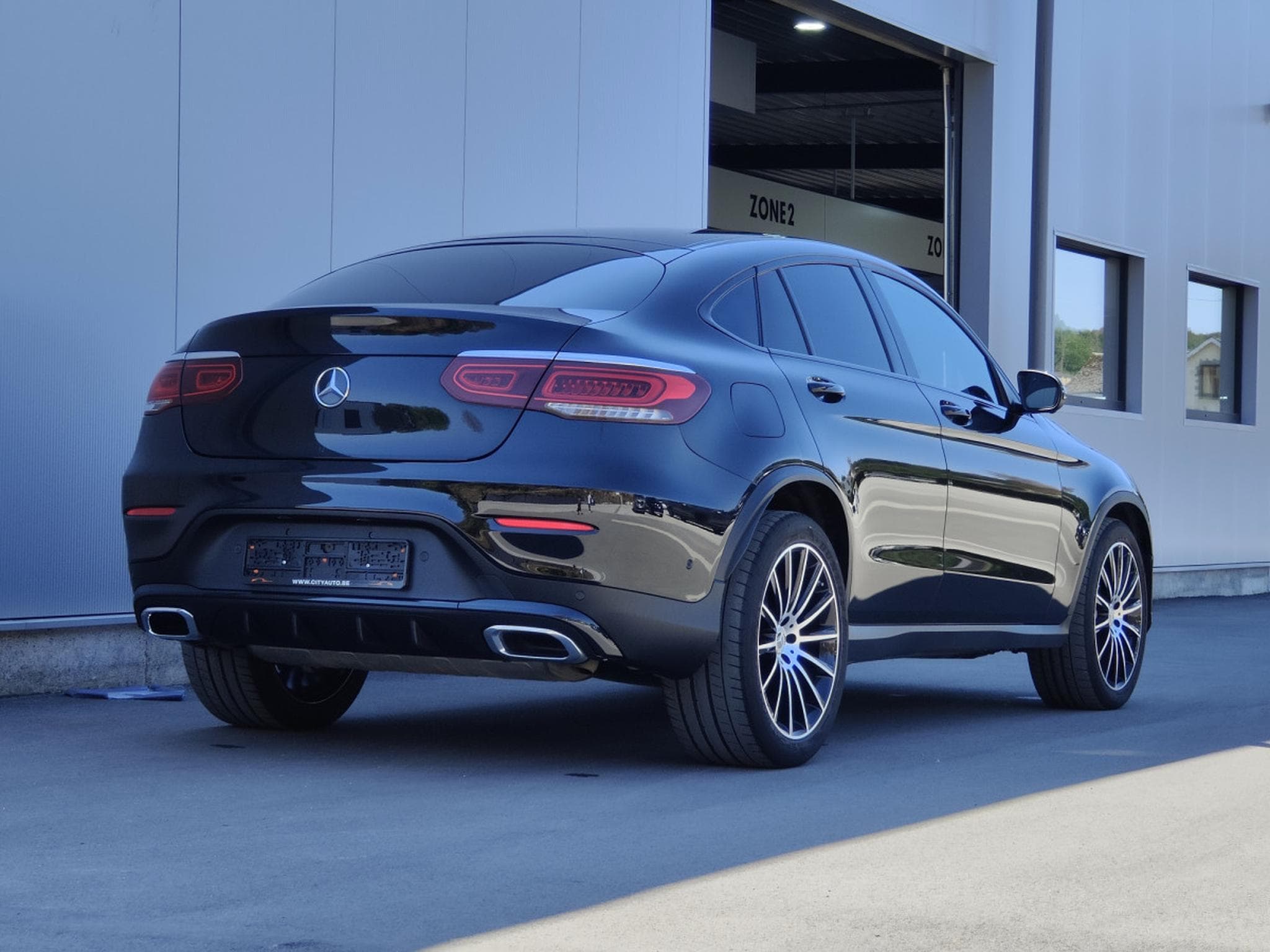 Mercedes GLC 200 4MATIC PACK AMG ECLAIRAGE AMBIANCE CARPLAY CAMERA 360 (2020) - Foto 27