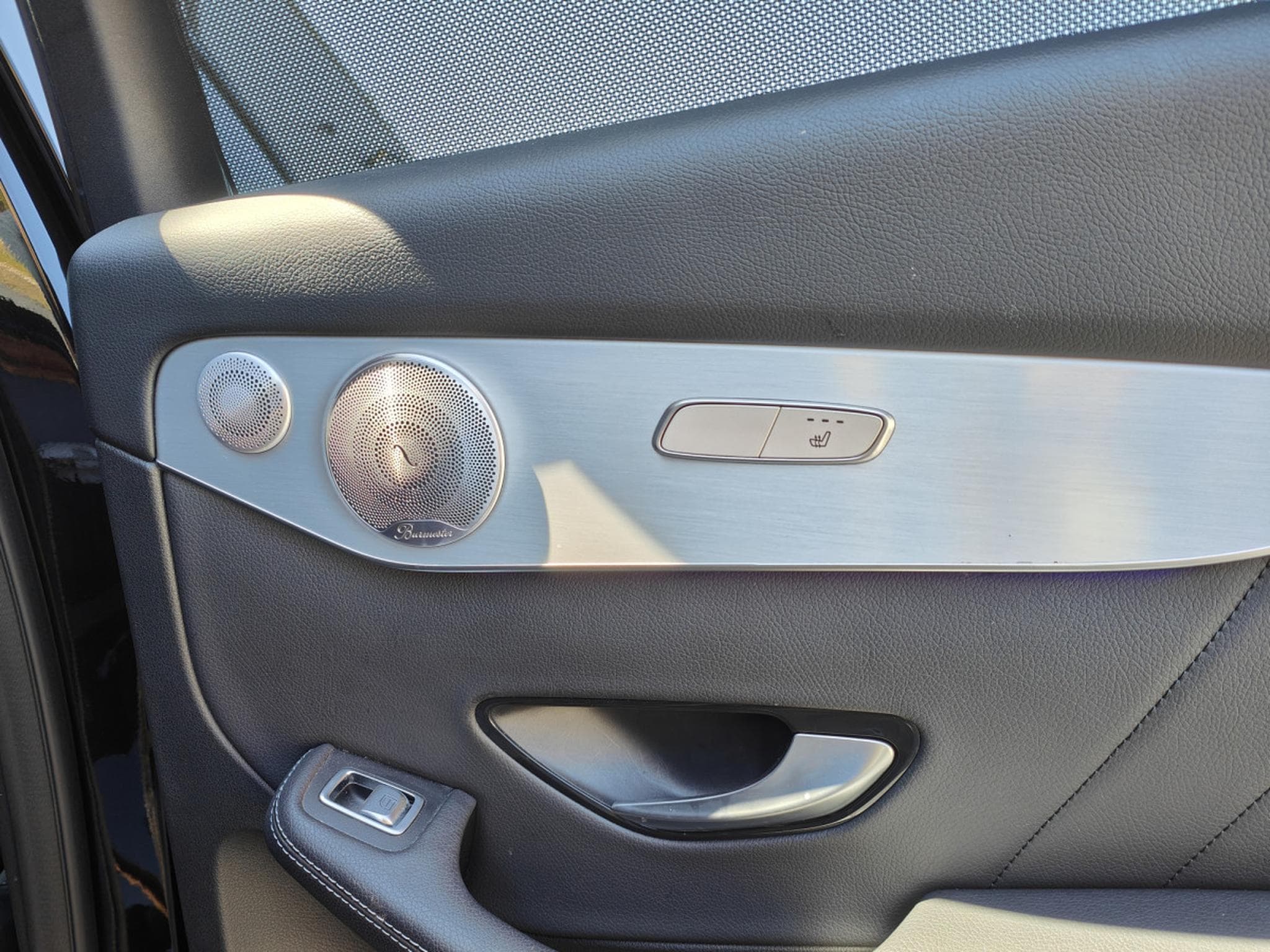 Mercedes GLC 200 4MATIC PACK AMG ECLAIRAGE AMBIANCE CARPLAY CAMERA 360 (2020) - Foto 9