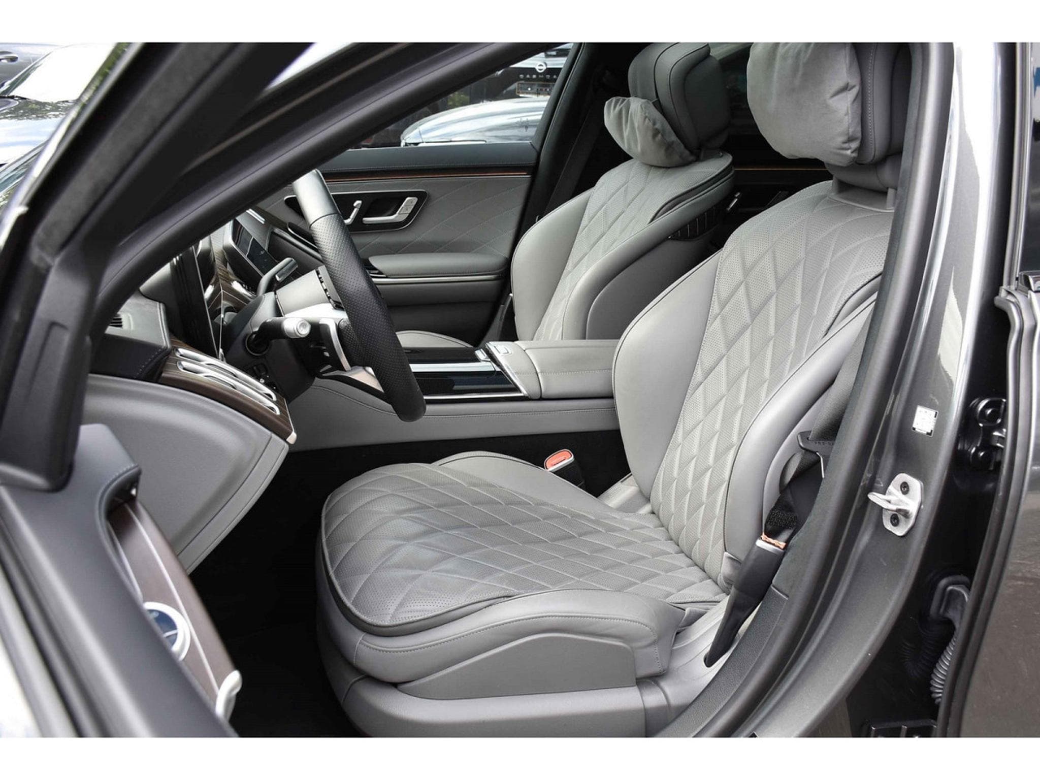 Mercedes S 450 L 4MATIC AMG Line FULL 1° MAIN (2025) - Photo 5