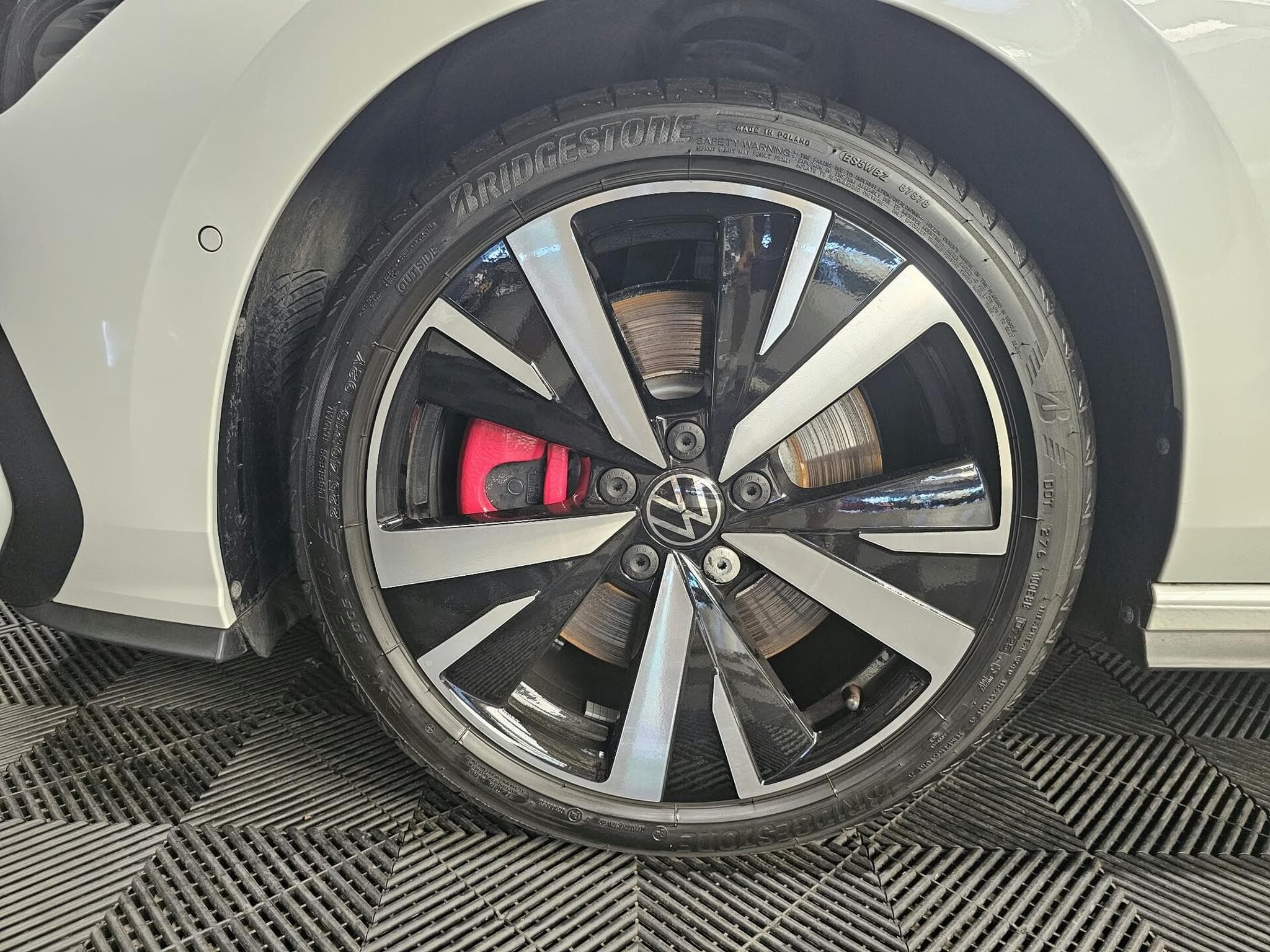 VW Golf GTE 245cv DSG TOIT PANO / ATTELAGE (2025) - Foto 14