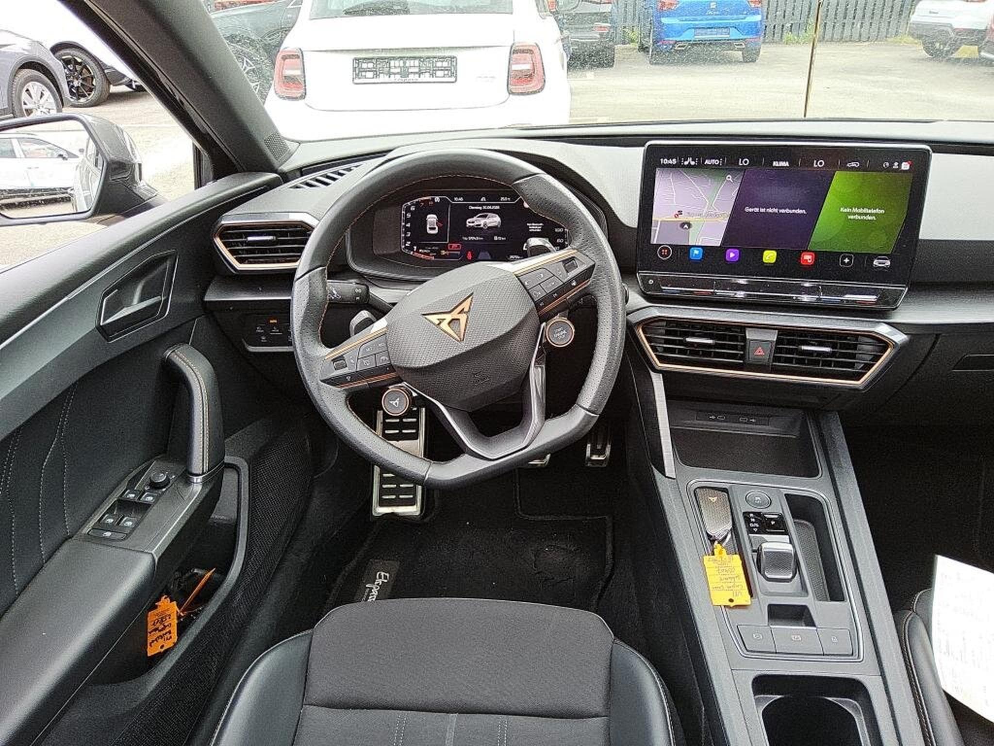 Cupra Leon 2.0 DSG7 300cv (2024) - Foto 5