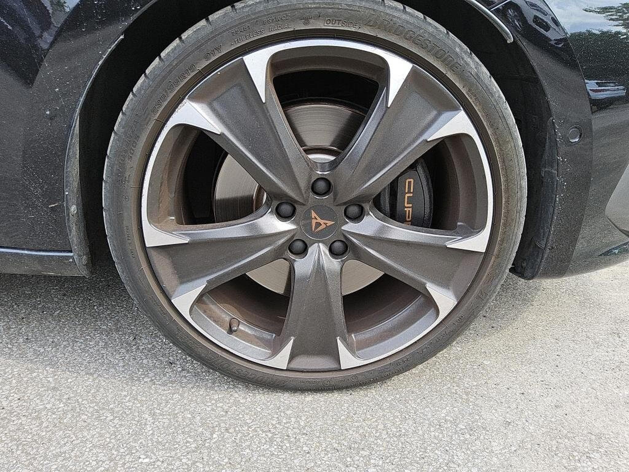 Cupra Leon 2.0 DSG7 300cv (2024) - Foto 7