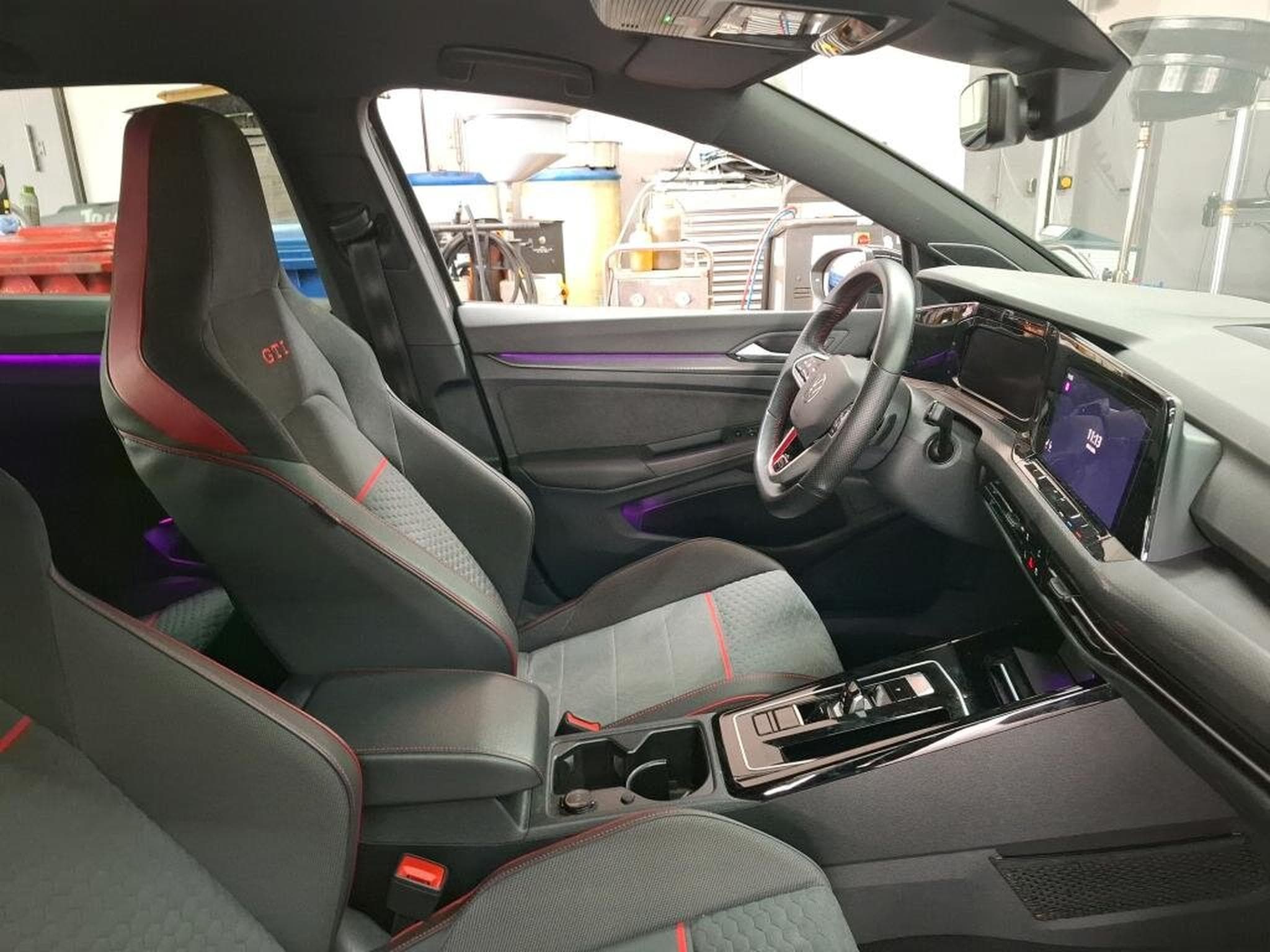 VW Golf Volkswagen Golf GTI Clubsport 2.0 TSI 300cv ACC/HARMAN/CARPL (2024) - Foto 2
