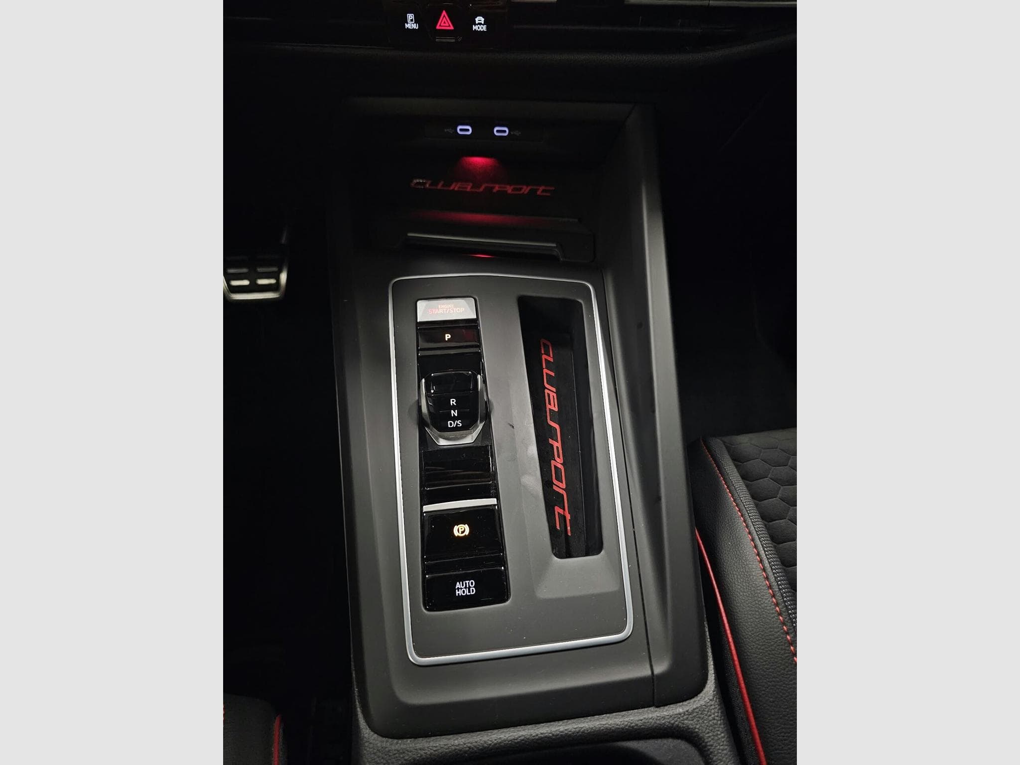 VW Golf GTI Clubsport 2.0 TSI 300cv (2022) - Foto 15